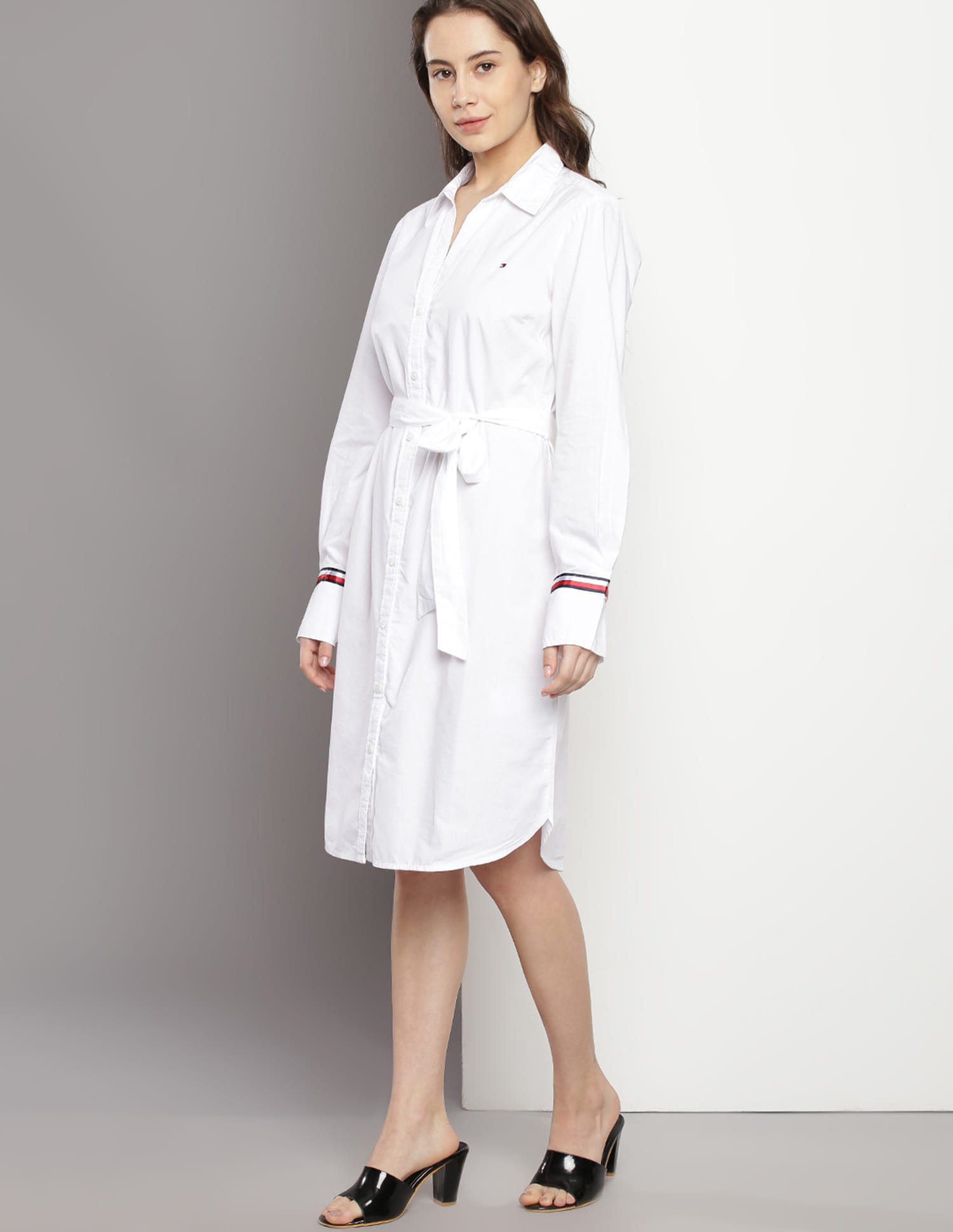 define long sleeve dress luon Shona Joy - La Lune Plunged Long Sleeve Maxi Dress - Gold
