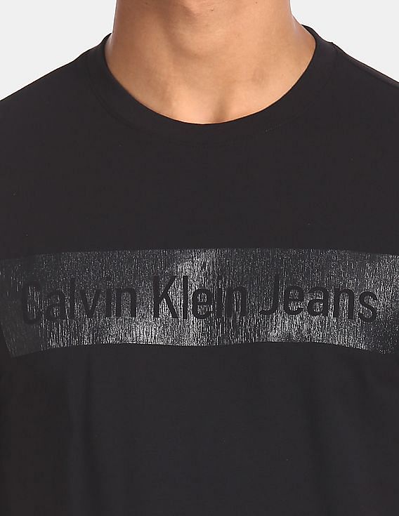 Calvin Klein Men Black Slim Fit Shiny Brand Logo T-Shirt