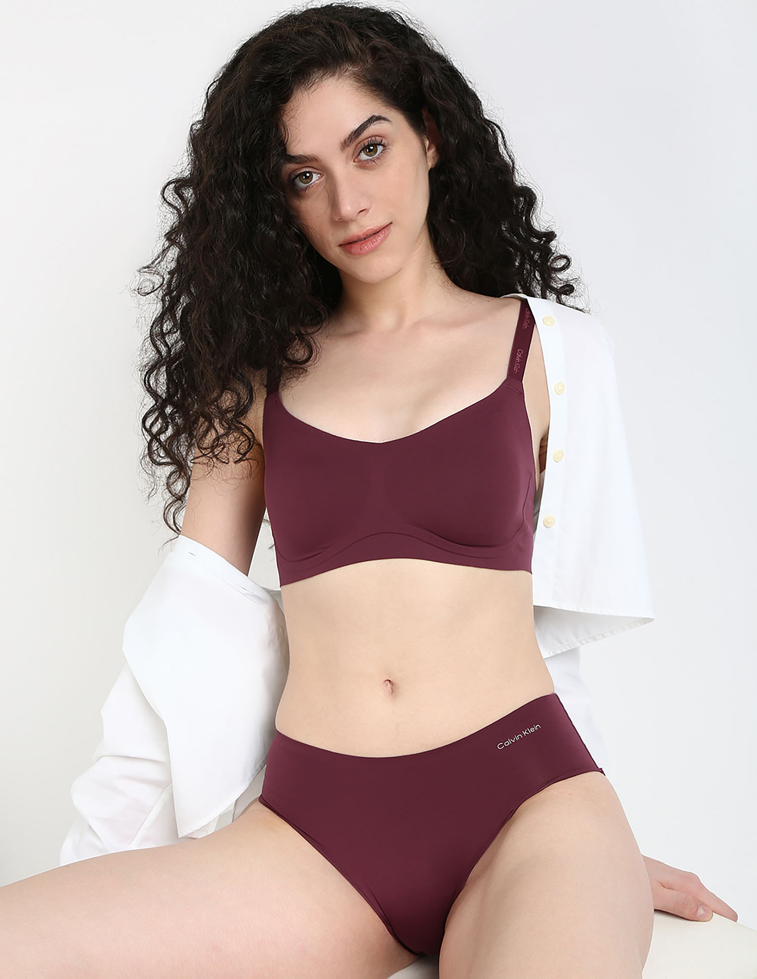 Calvin Klein Underwear Solid Mid Rise Hipster