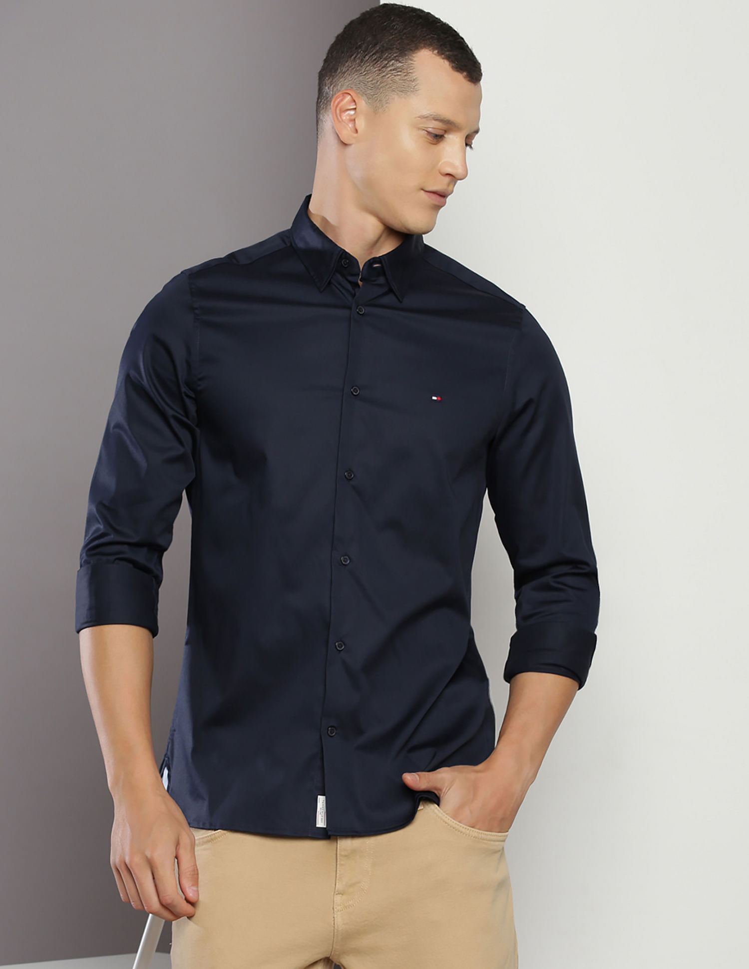 Tommy hilfiger athletic hot sale fit dress shirt