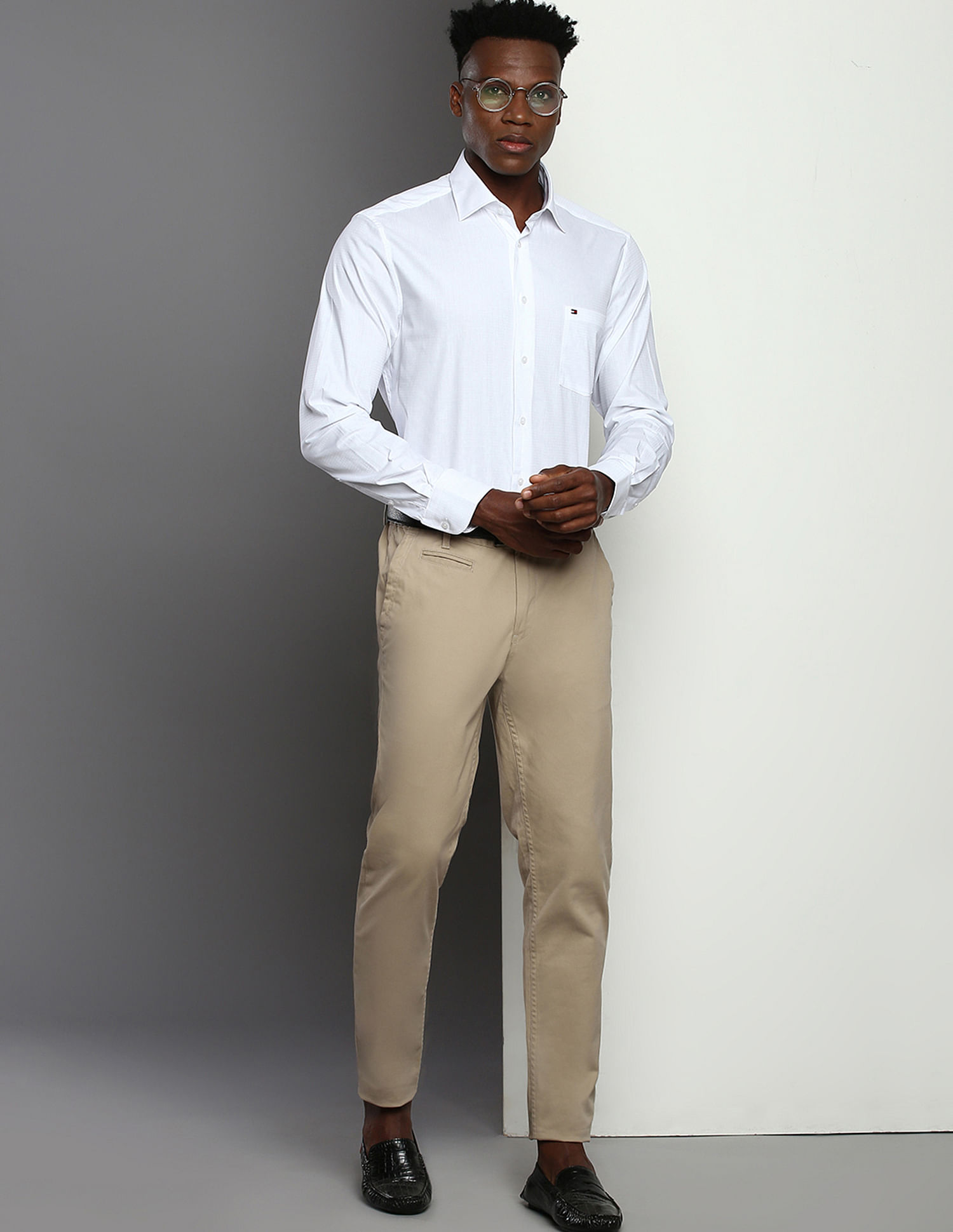 Tommy Hilfiger Solid Tonal Dobby Cotton Shirt