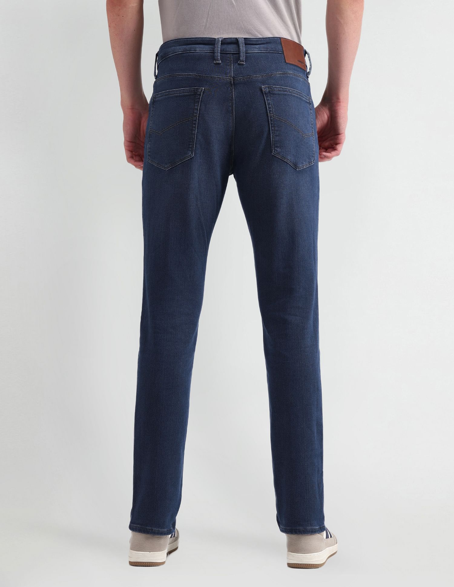Arrow Sport Jameson Slim Fit Washed Jeans