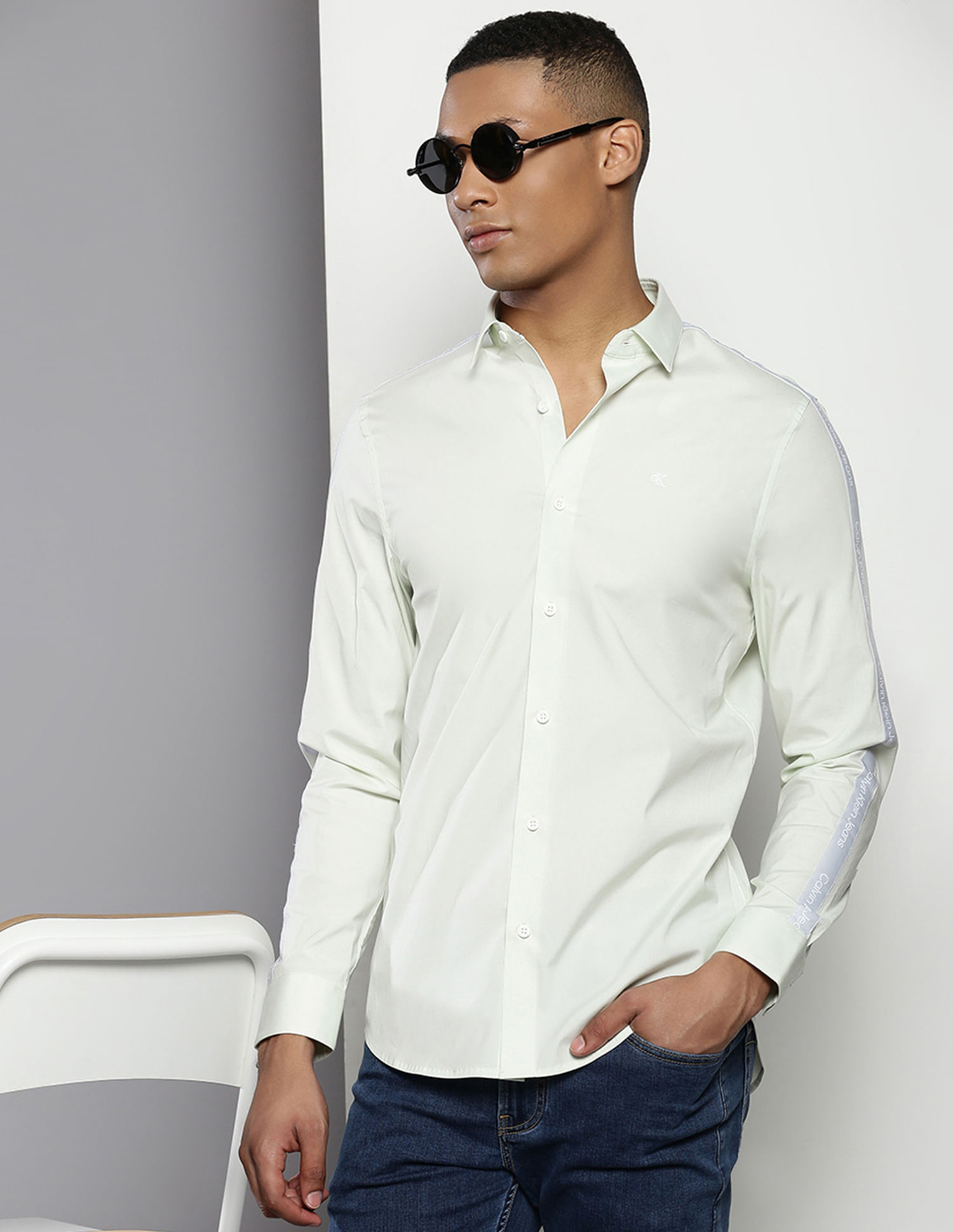 Calvin Klein Brand Tape Sleeve Slim Shirt