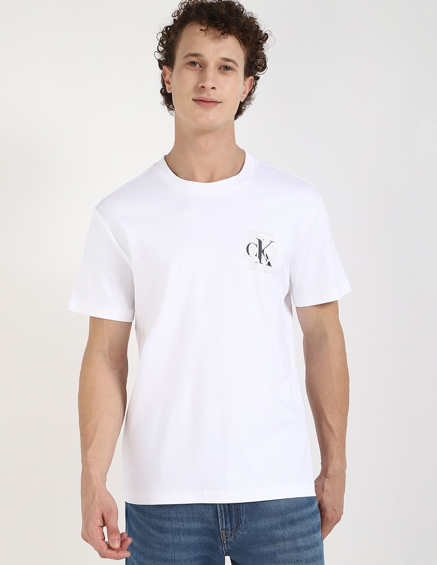 Calvin Klein Jeans Small Logo Regular-Fit Cotton T Shirt