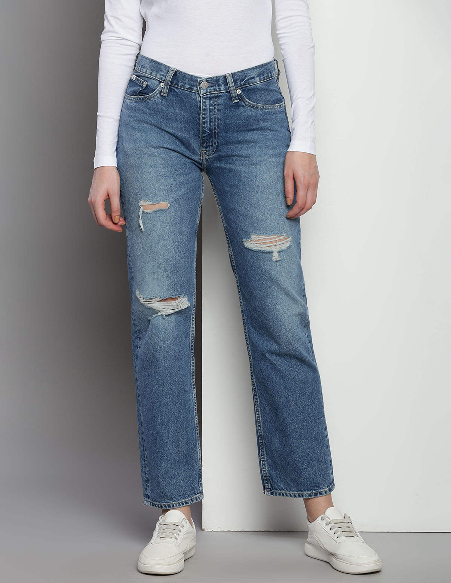 Calvin Klein Jeans Low Rise Straight Fit Jeans