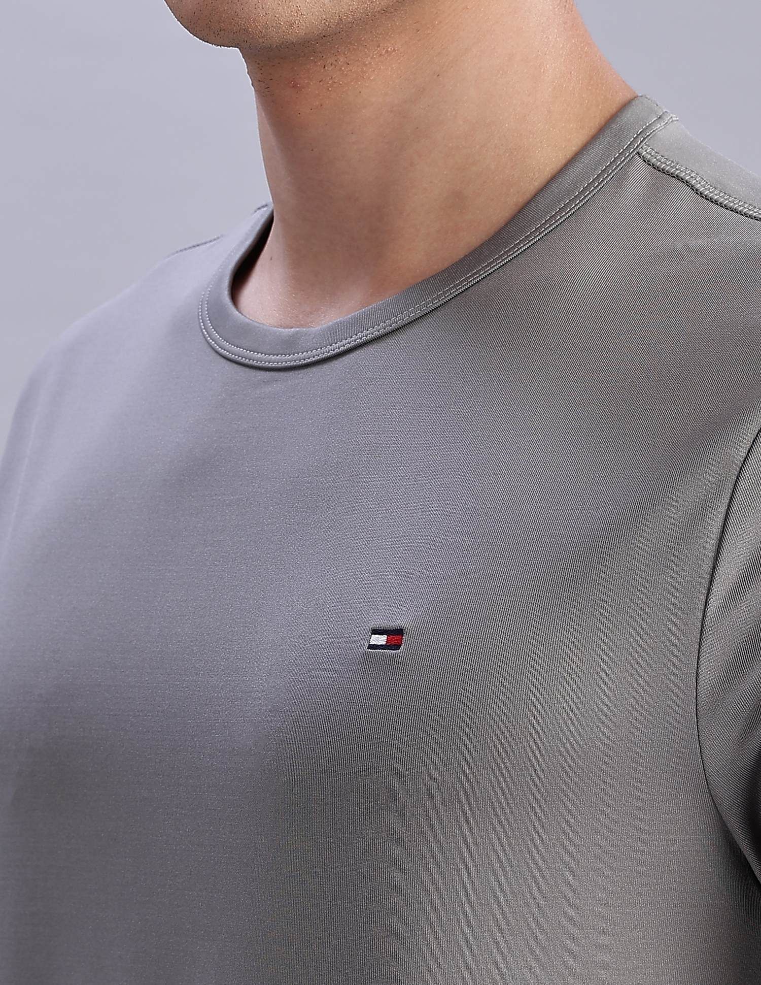 Tommy Hilfiger Solid Regular-Fit Polyester T-Shirts