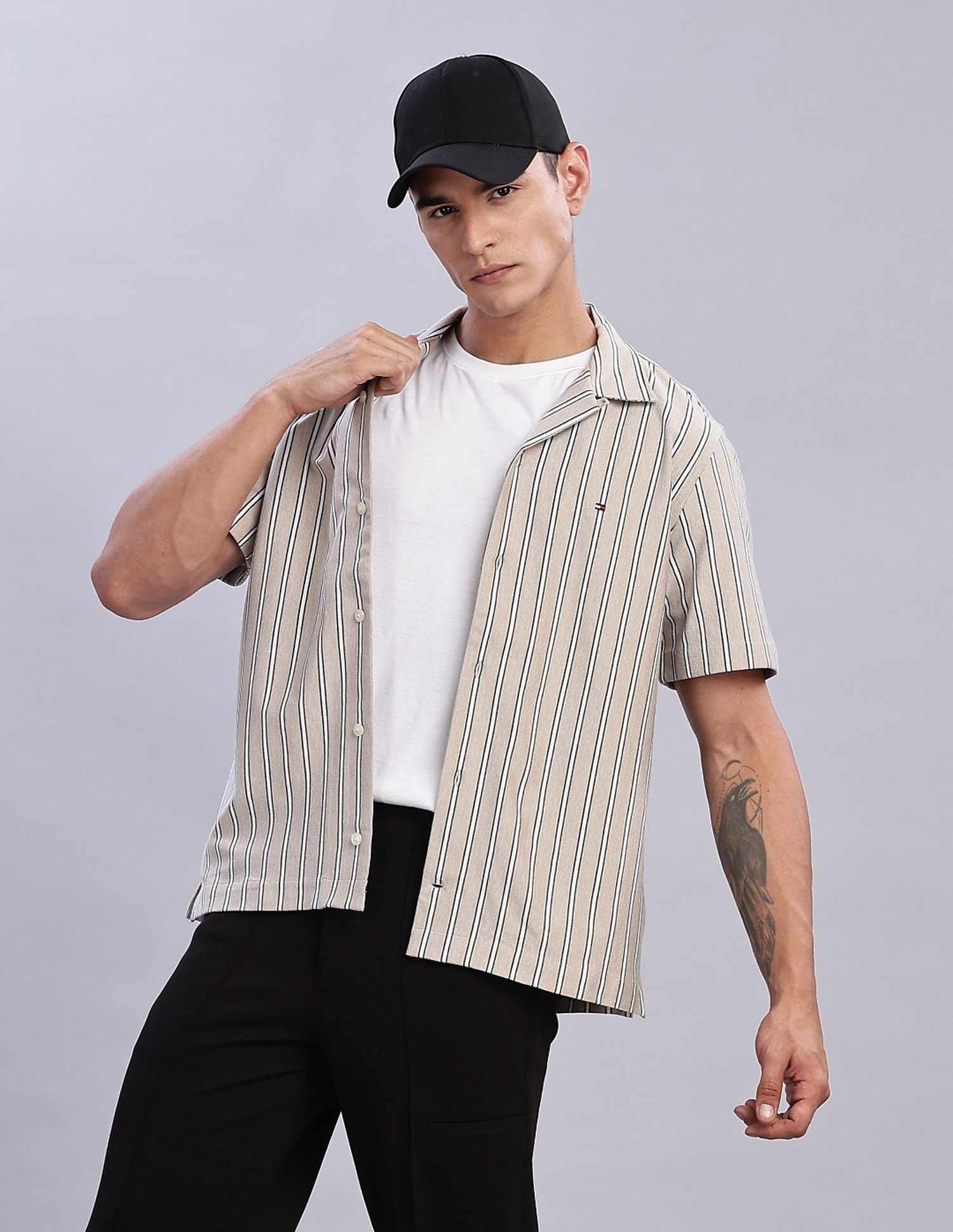 Tommy Hilfiger Striped Regular Fit Plain Woven Shirt