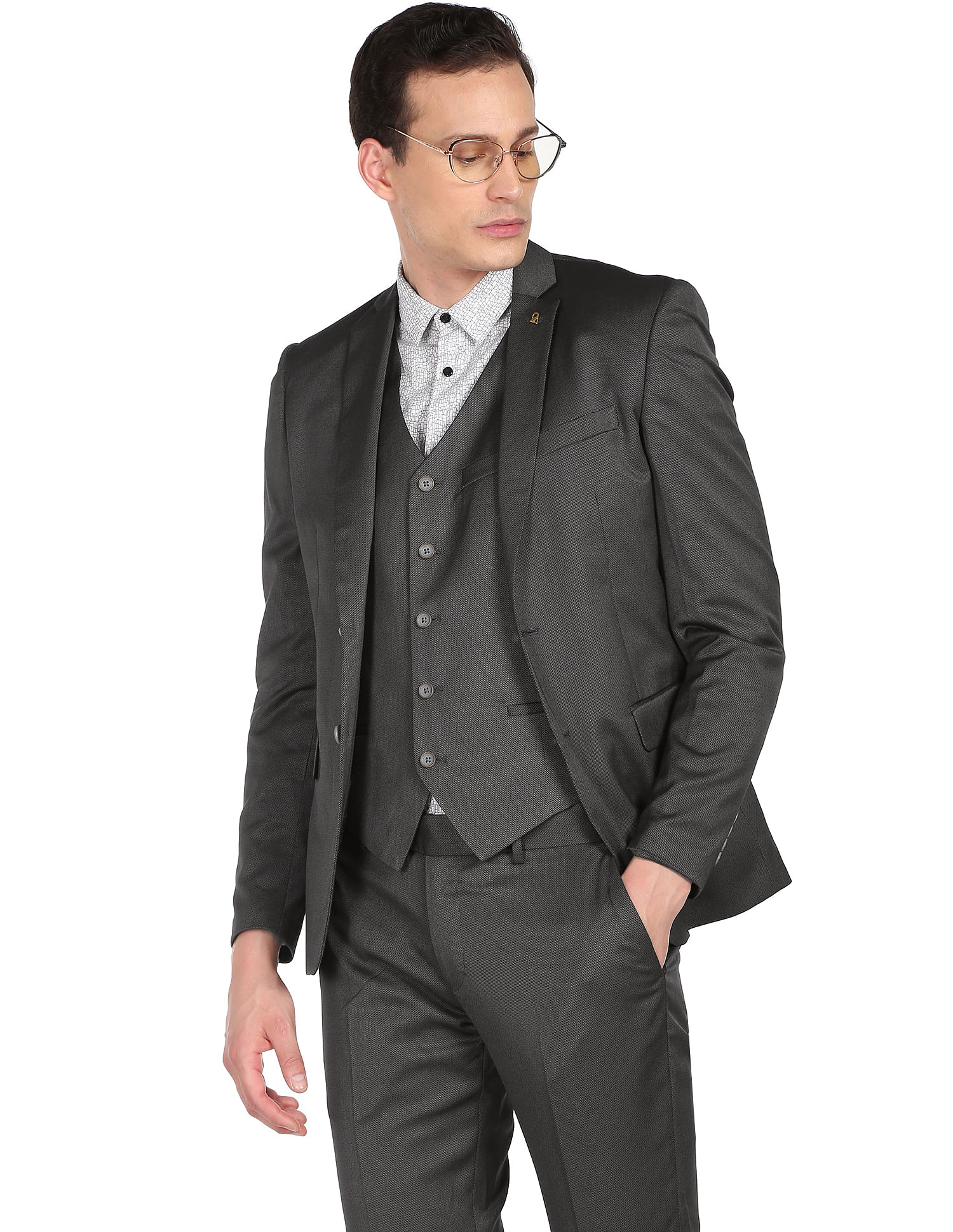 Dark Charcoal 3 Piece Suit – Conquer Menswear
