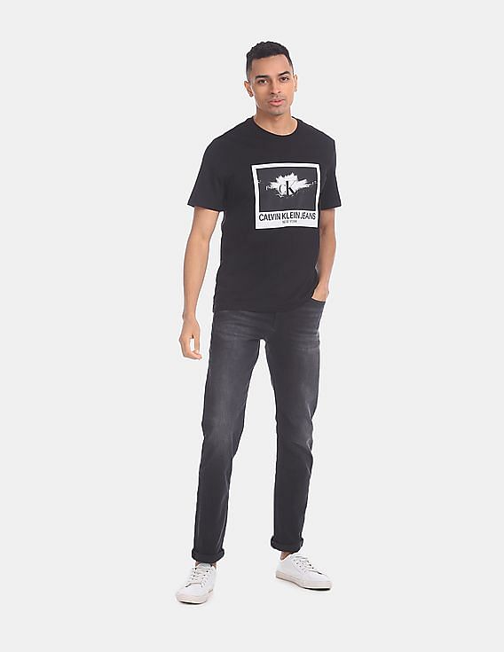 Calvin Klein Men Black Slim Fit Photo Box Logo T-Shirt