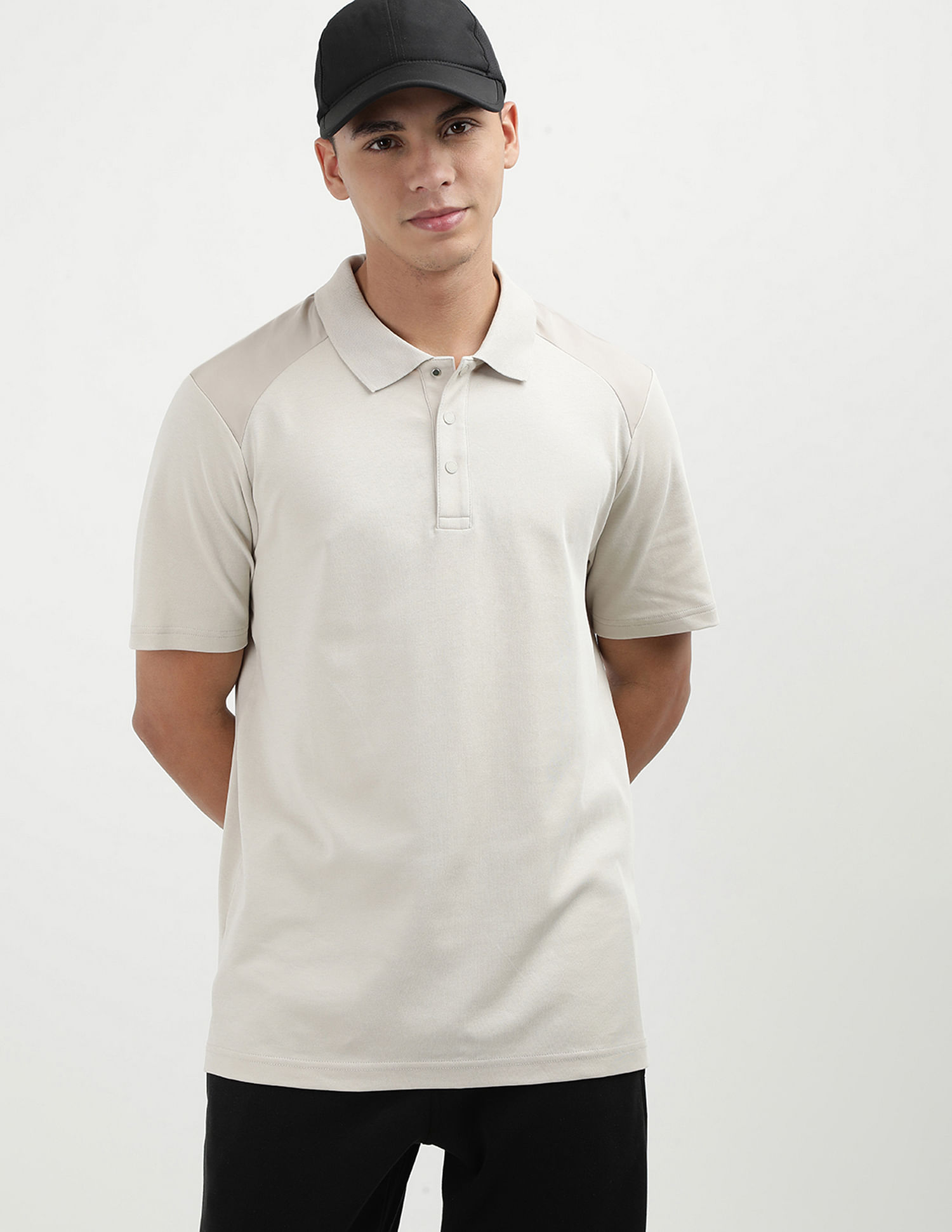 Calvin Klein Jeans Solid Regular Fit Polo Shirt
