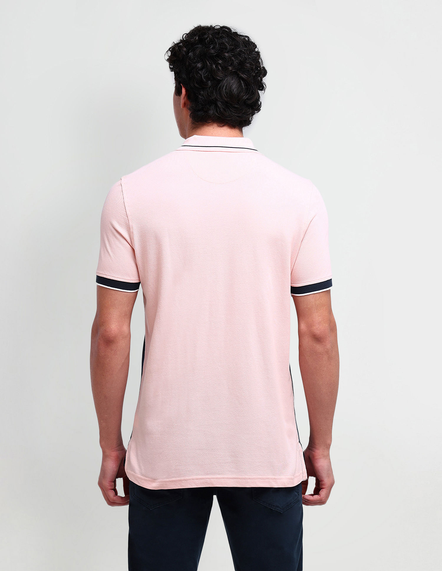 Arrow Sport Colourblocked Regular Polo Shirt