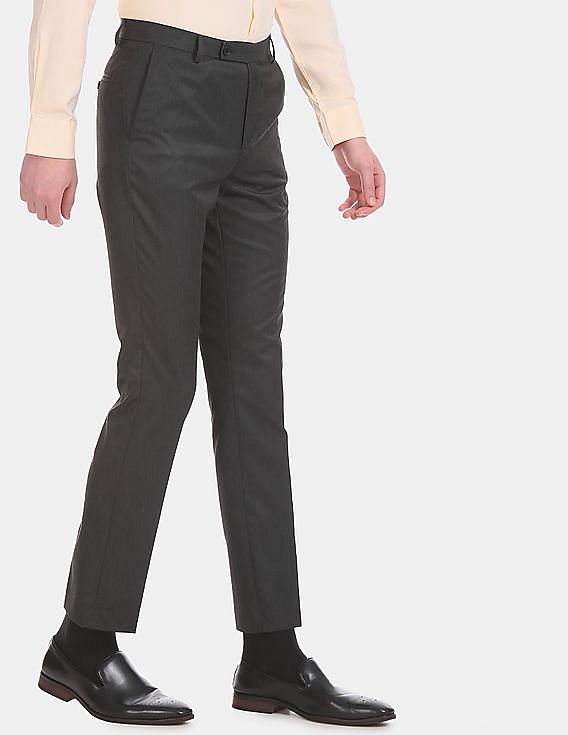 Slim Fit Linen suit trousers  Light grey  Men  HM IN