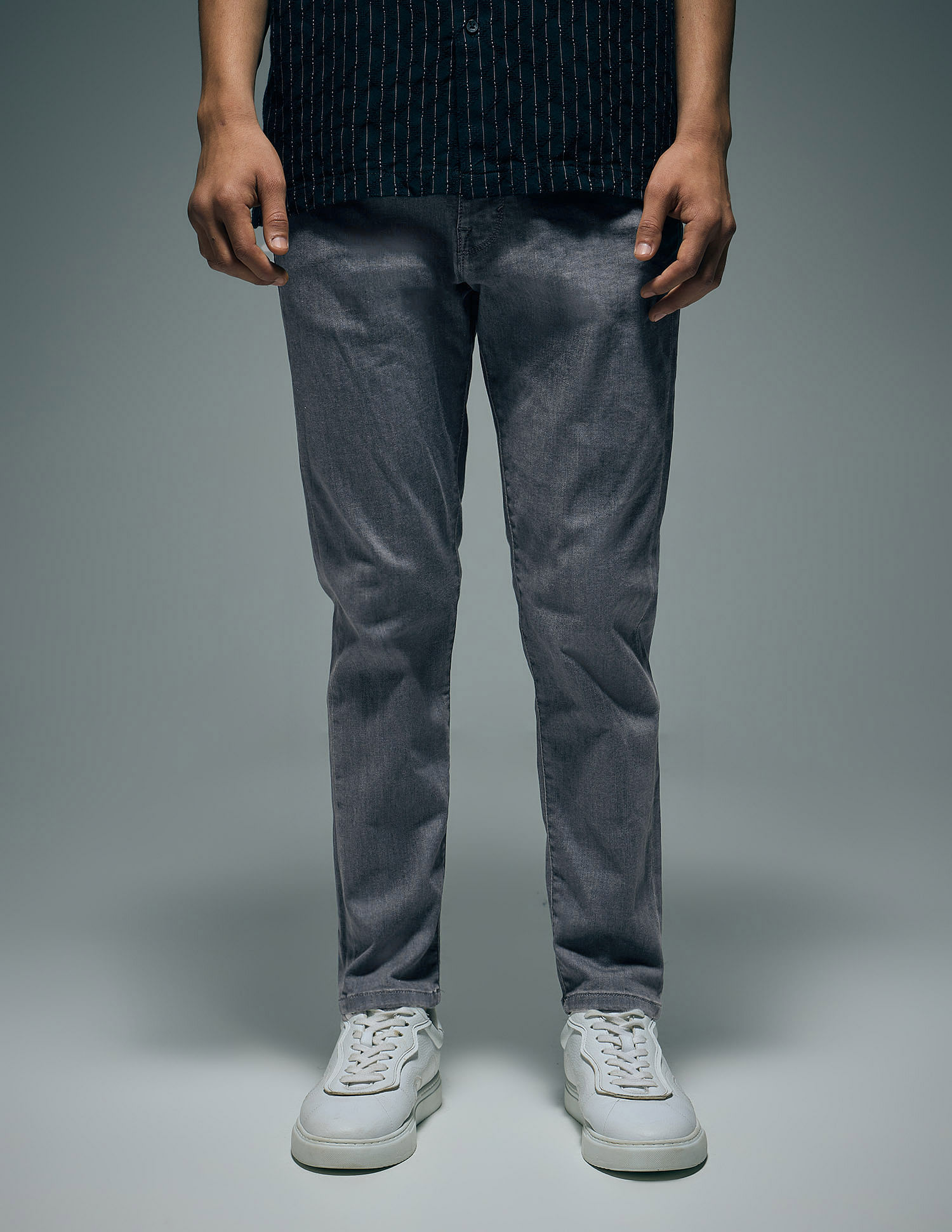 Flying Machine Mankle Relaxed Tapered Fit F-Lite Jeans