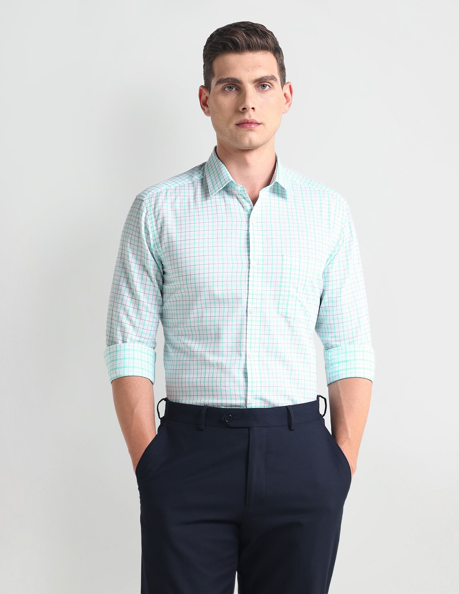 Arrow Pure Cotton Manhattan Slim Fit Shirt