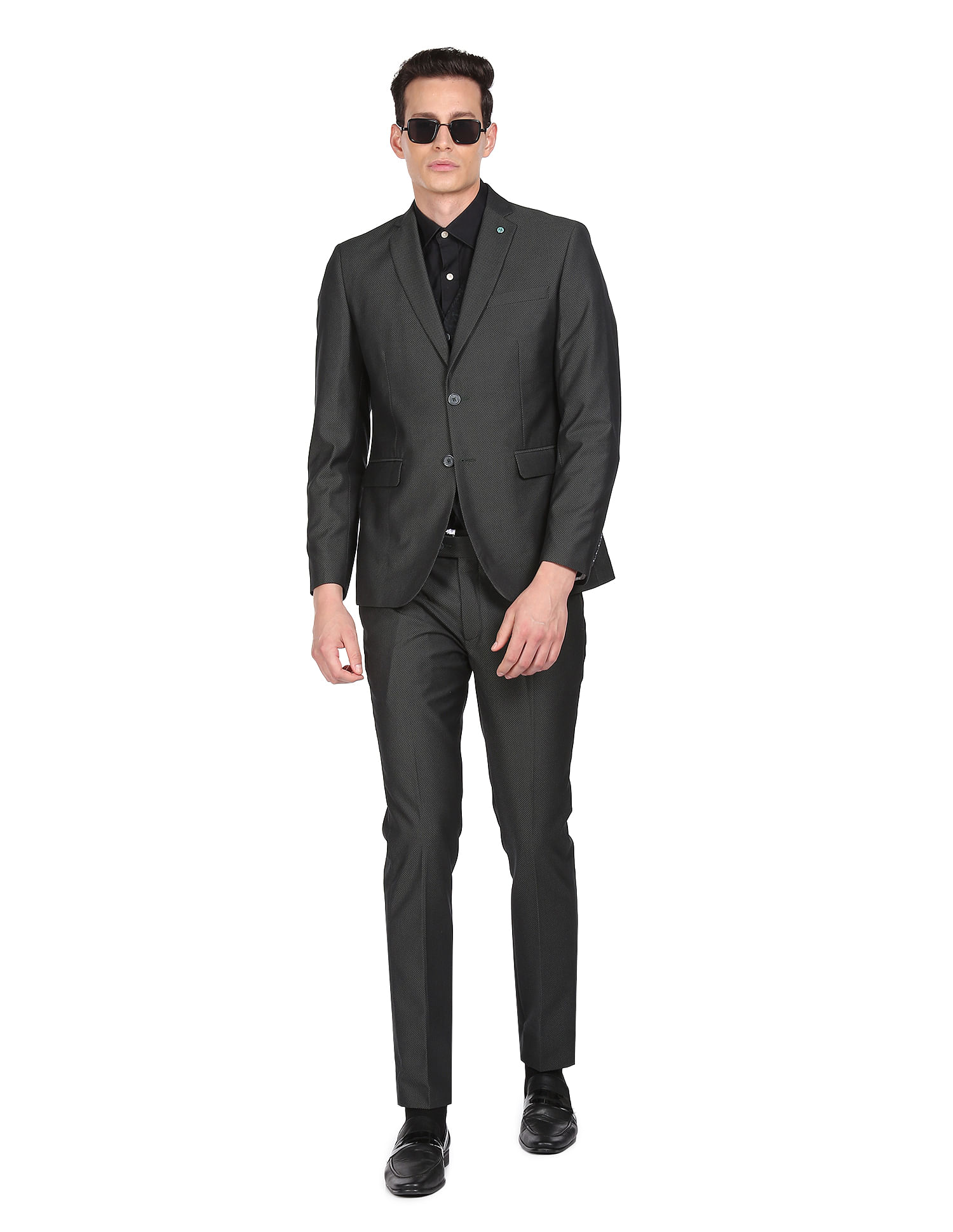 Buy Arrow Tailored Regular Fit Three Piece Suit - NNNOW.com