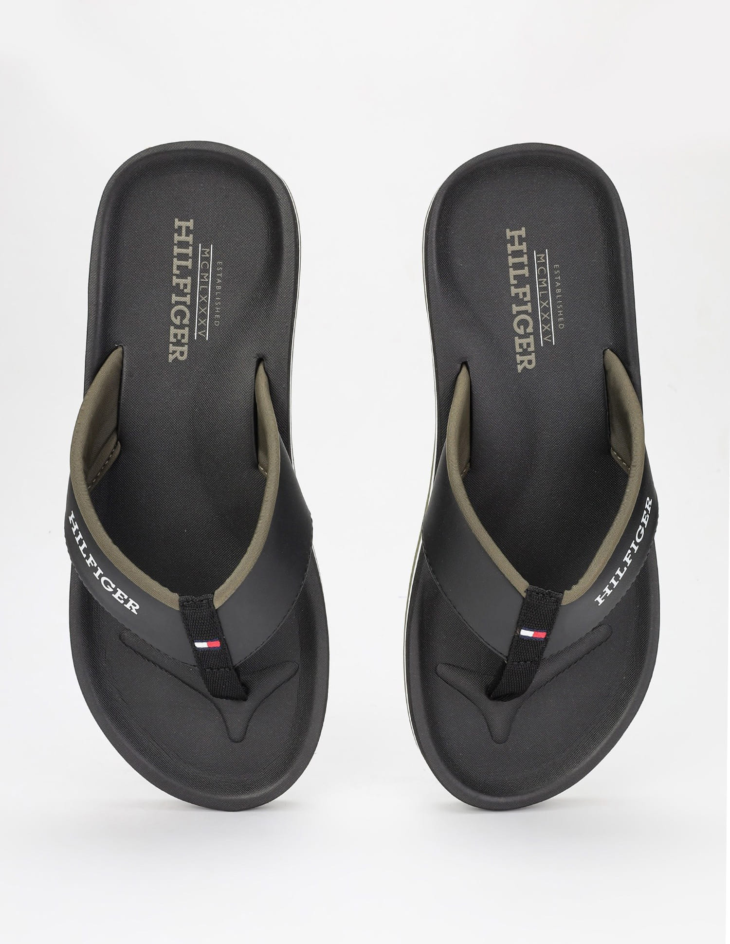 Tommy Hilfiger Black Polyurethane Men Men\'s Slipper Buy Tommy Hilfiger Logo Black Pu Sliders - NNNOW.com main image 2