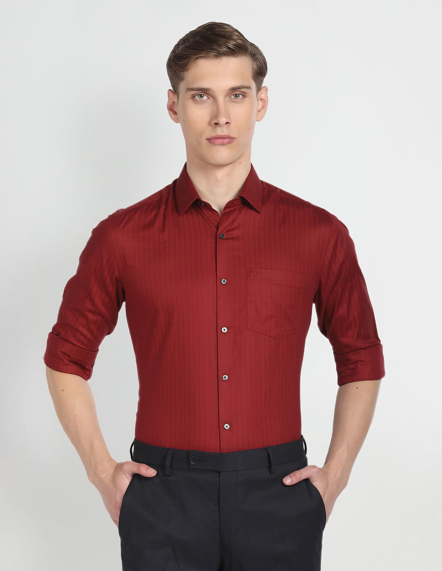 Arrow Manhattan Slim Fit Vertical Stripe Shirt
