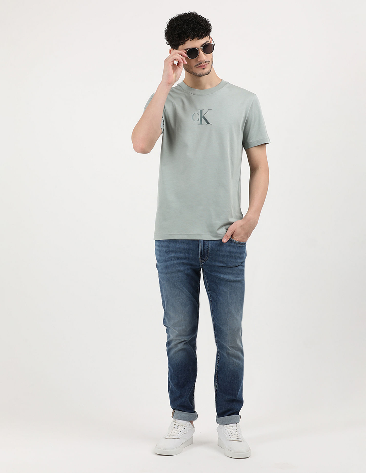 Calvin Klein Regular Fit  Soild T-shirt