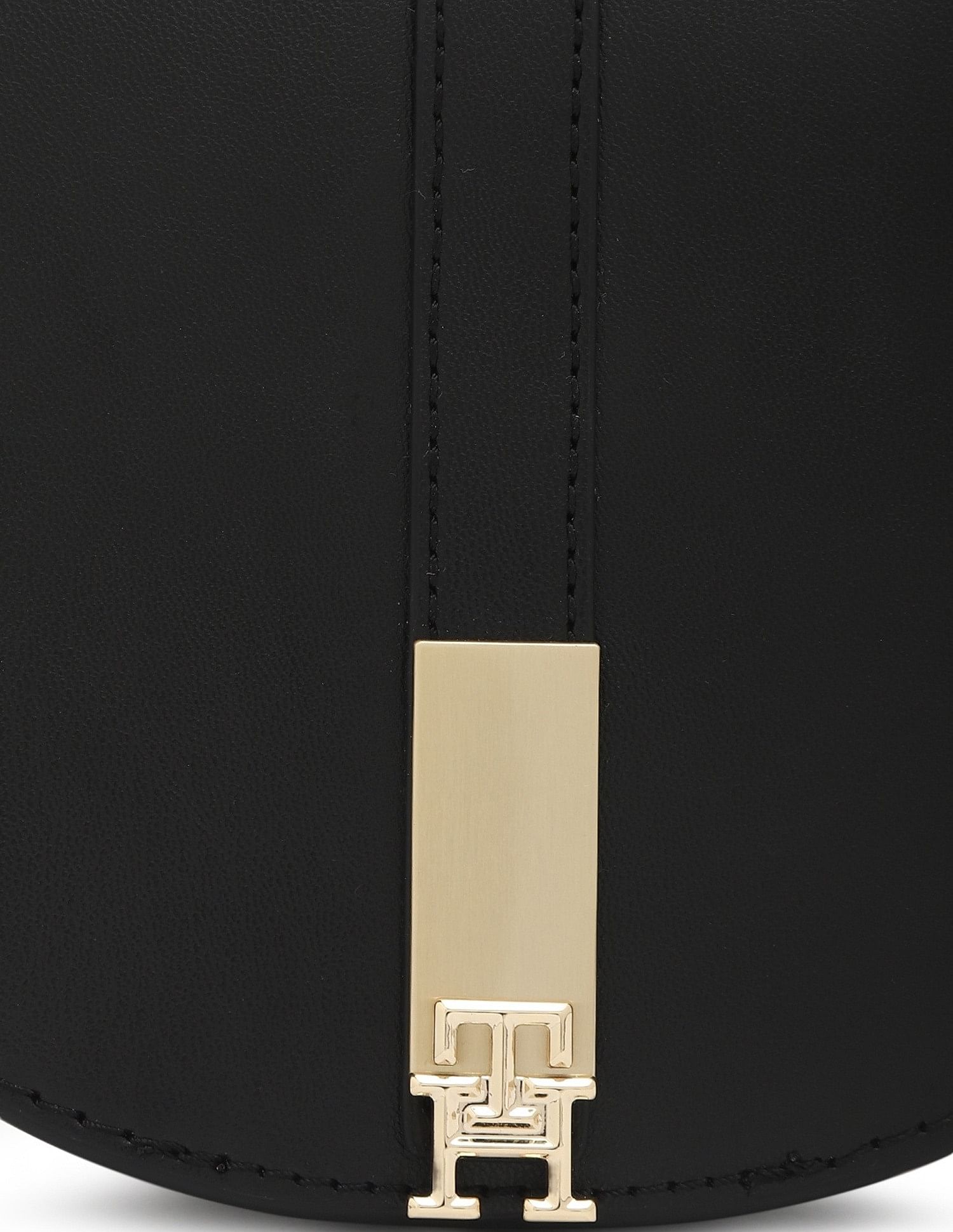 Tommy Hilfiger Solid Black Pu Sling Bag
