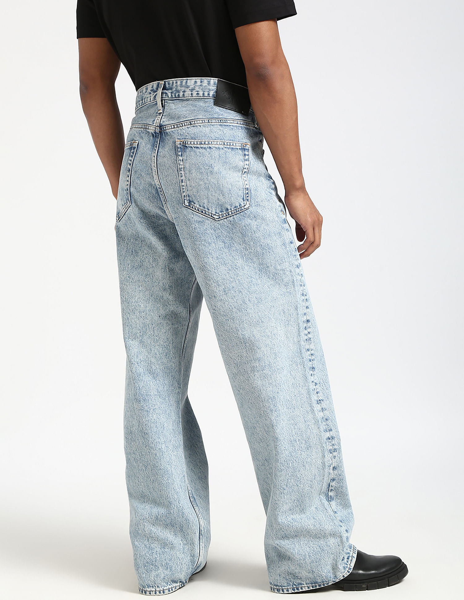 Calvin Klein Jeans Regular Fit Mid Rise Jeans