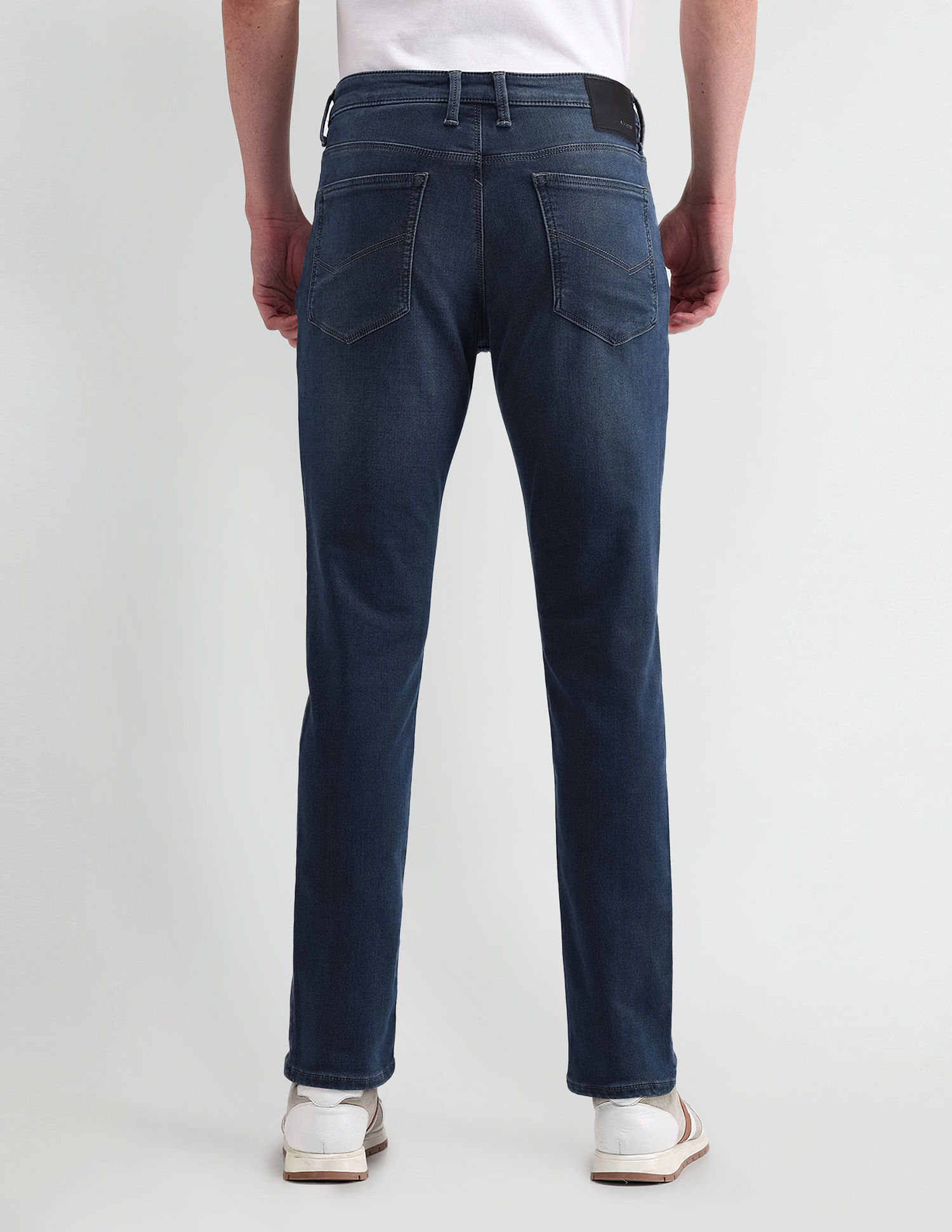 Arrow Sport Jameson Slim Fit Washed Jeans