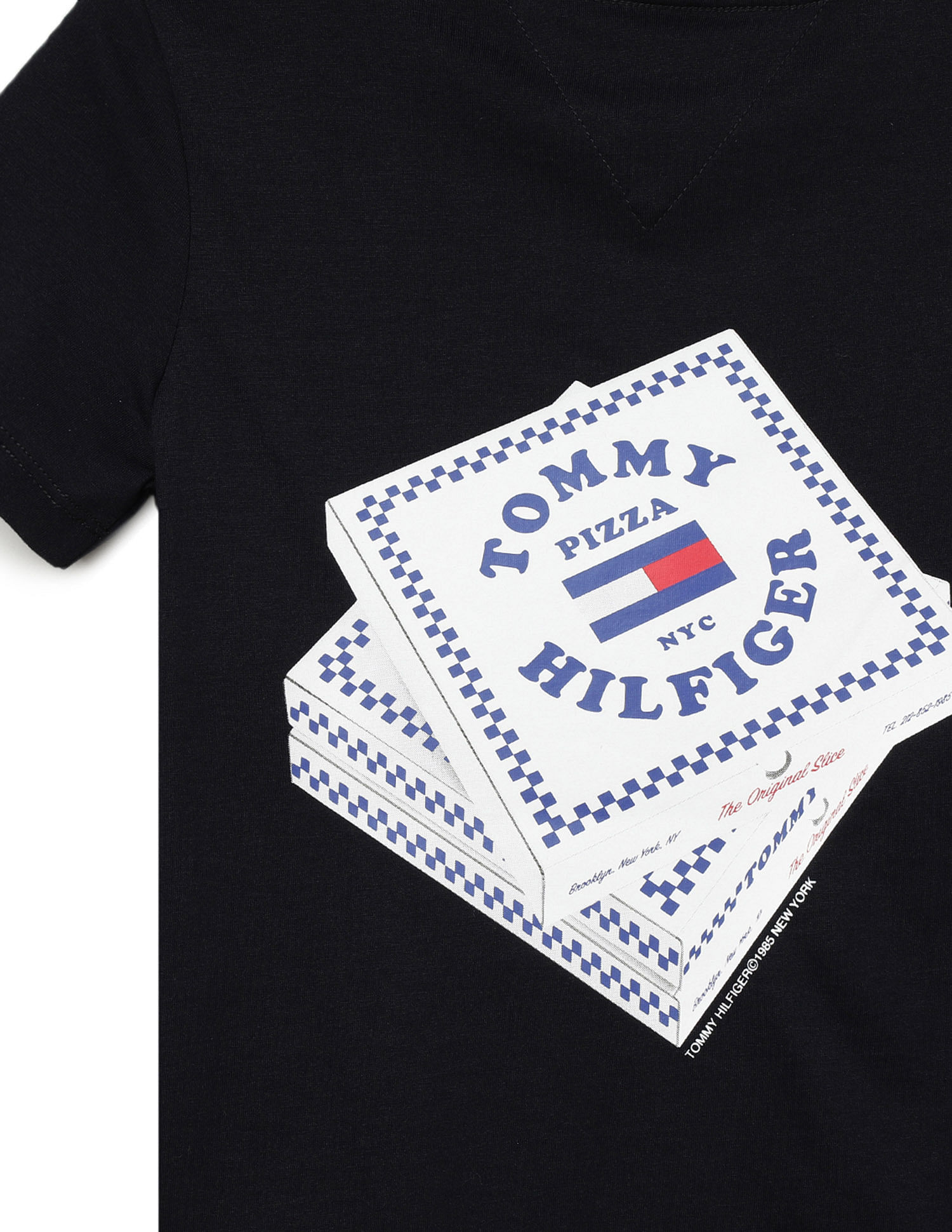 Tommy Hilfiger Kids Boys Solid Regular Fit T-Shirt