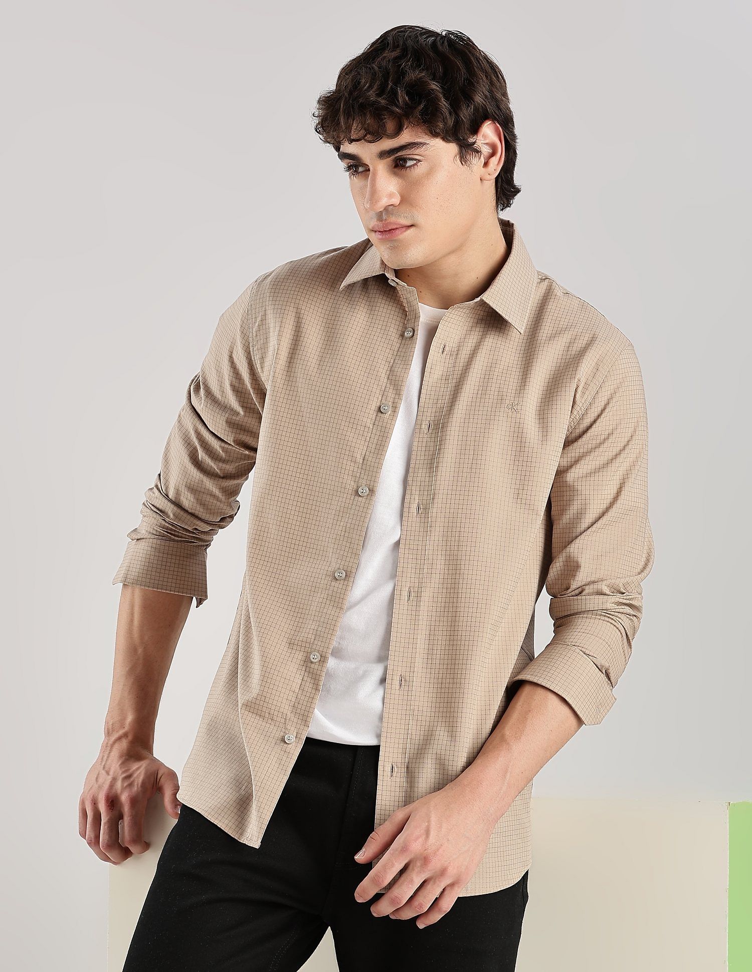 Calvin Klein Jeans Checks Slim-Fit Dobby Woven Shirt