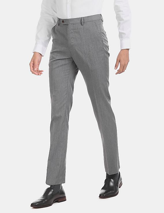 Relaxed Fit Lyocell suit trousers - Beige - Men | H&M IN