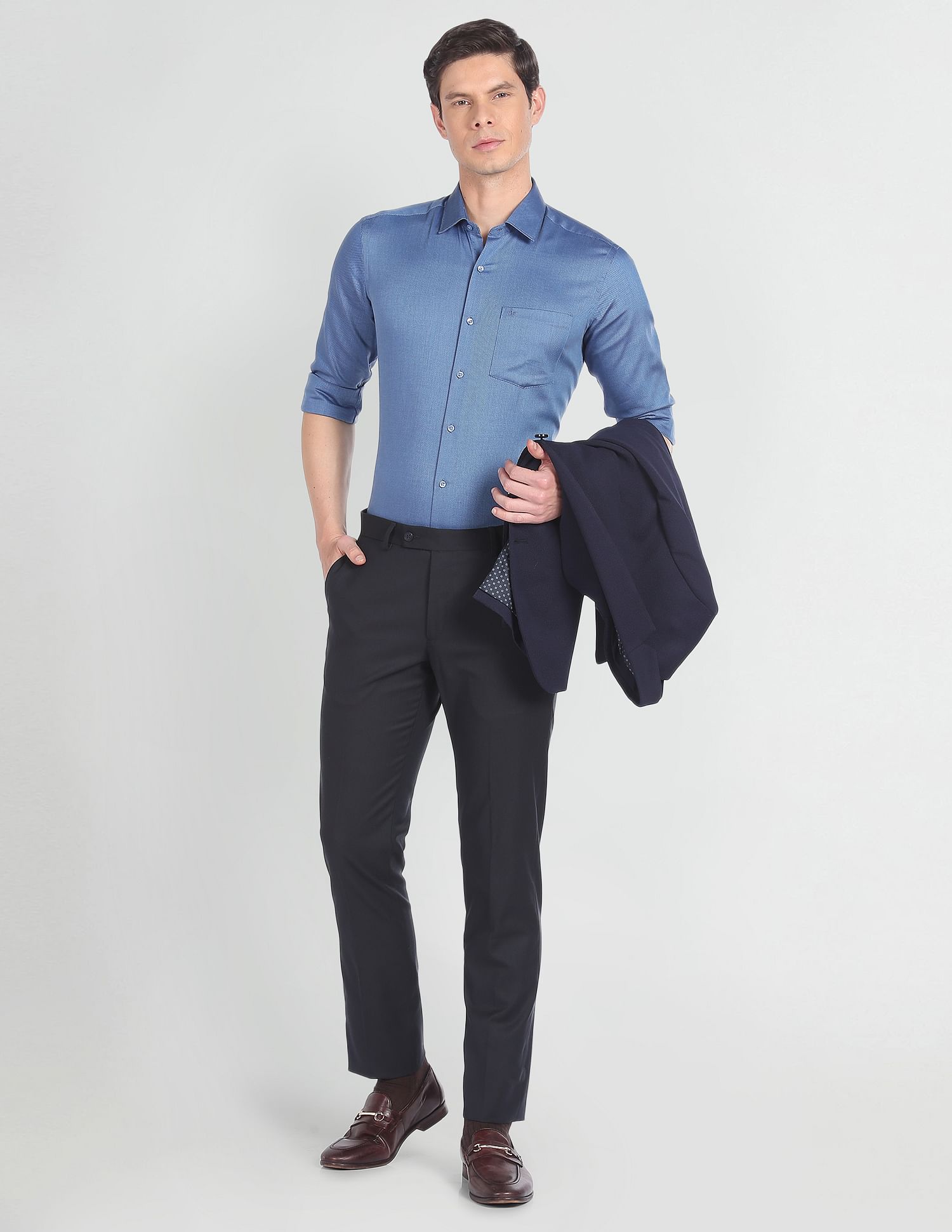 Arrow Patterned Dobby Slim Shirt