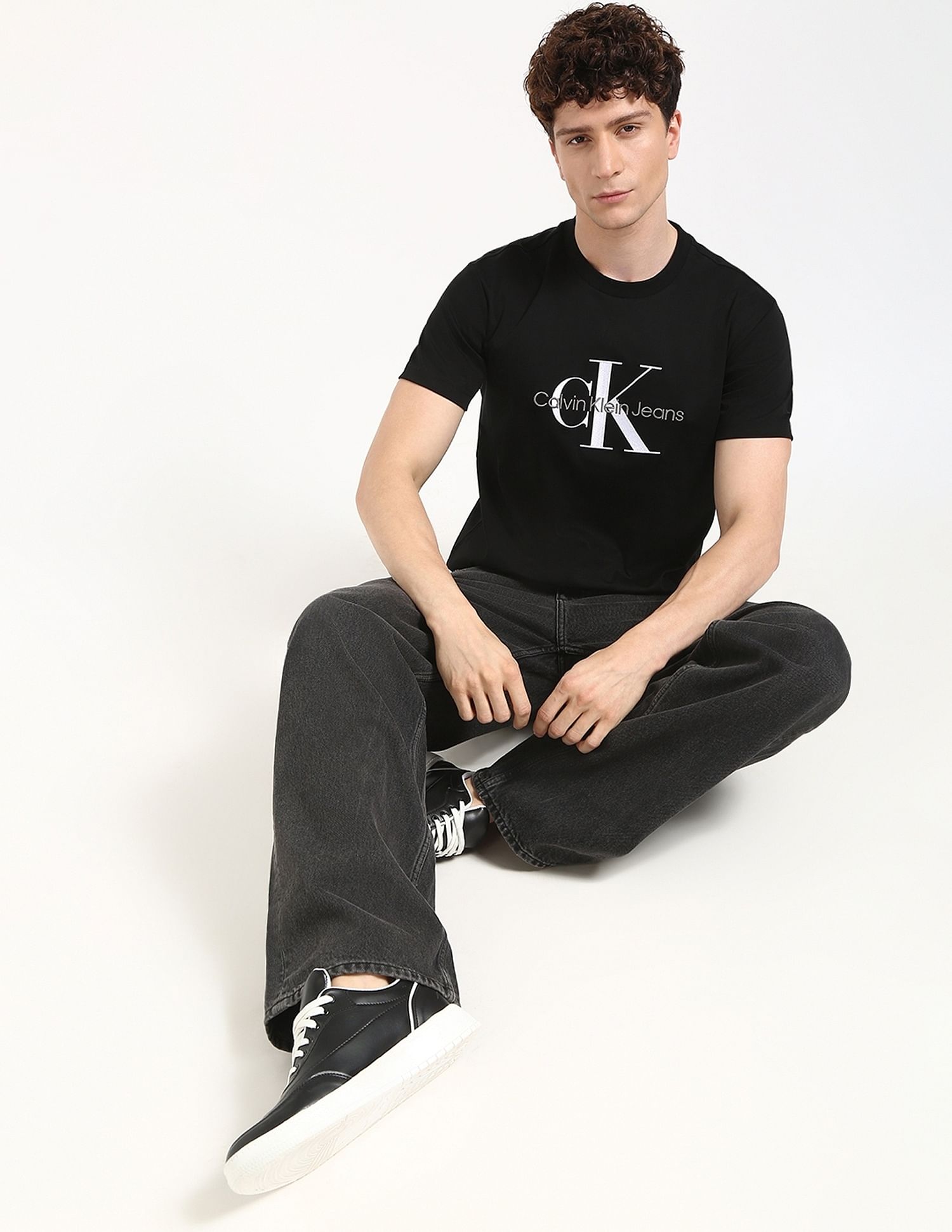 Calvin Klein Jeans Embroidered Logo Regular-Fit Cotton T Shirt