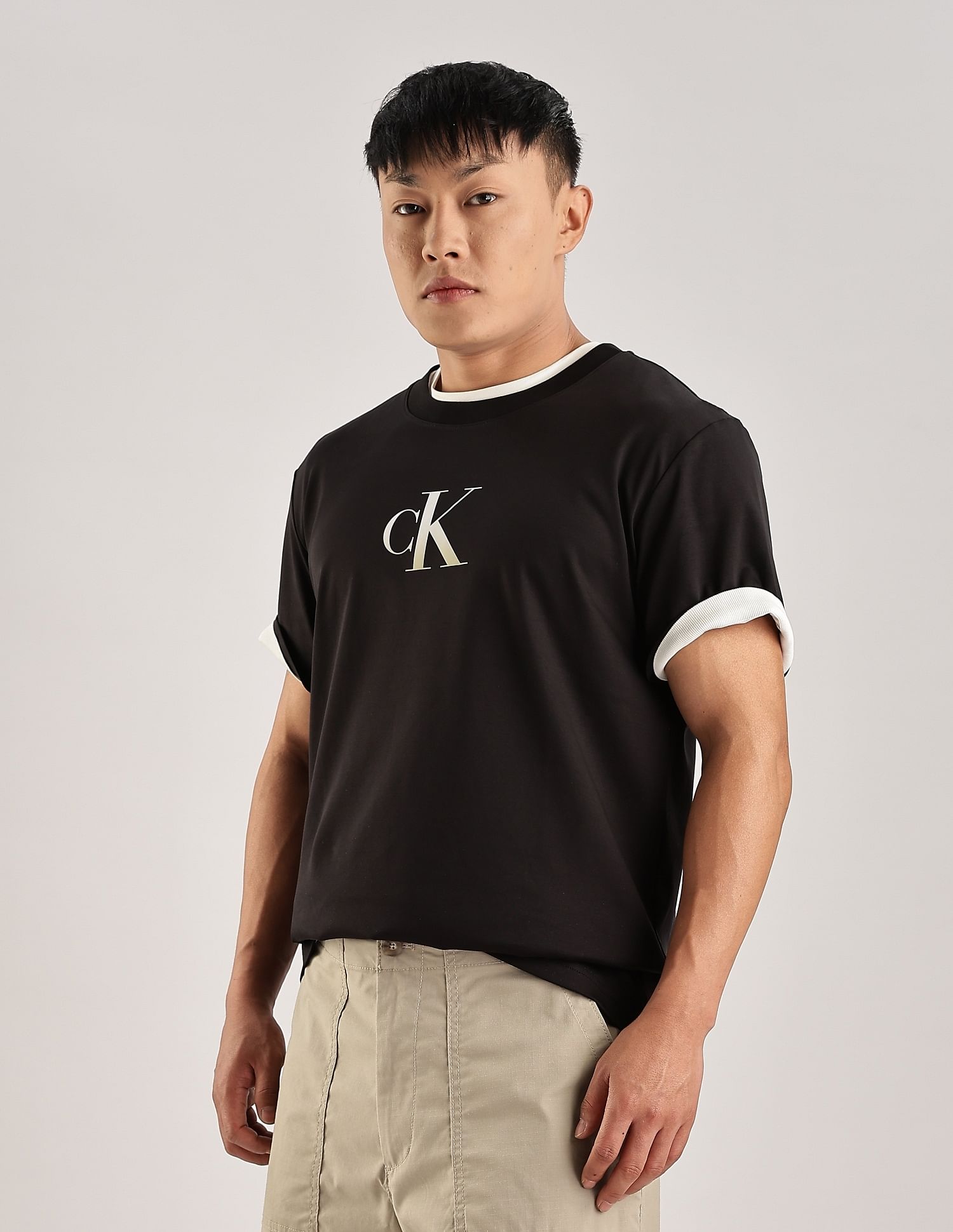 Calvin Klein Jeans Logo Regular-Fit Cotton T-Shirt
