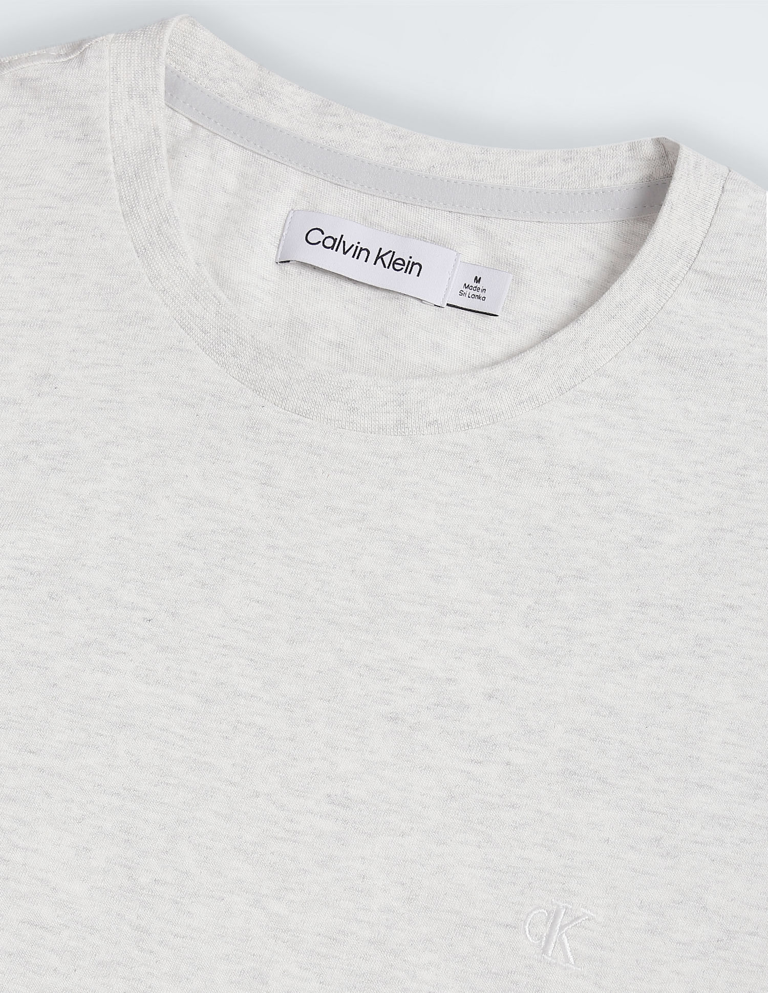 Calvin Klein Jeans Smooth Cotton Solid Crew Neck T-Shirt