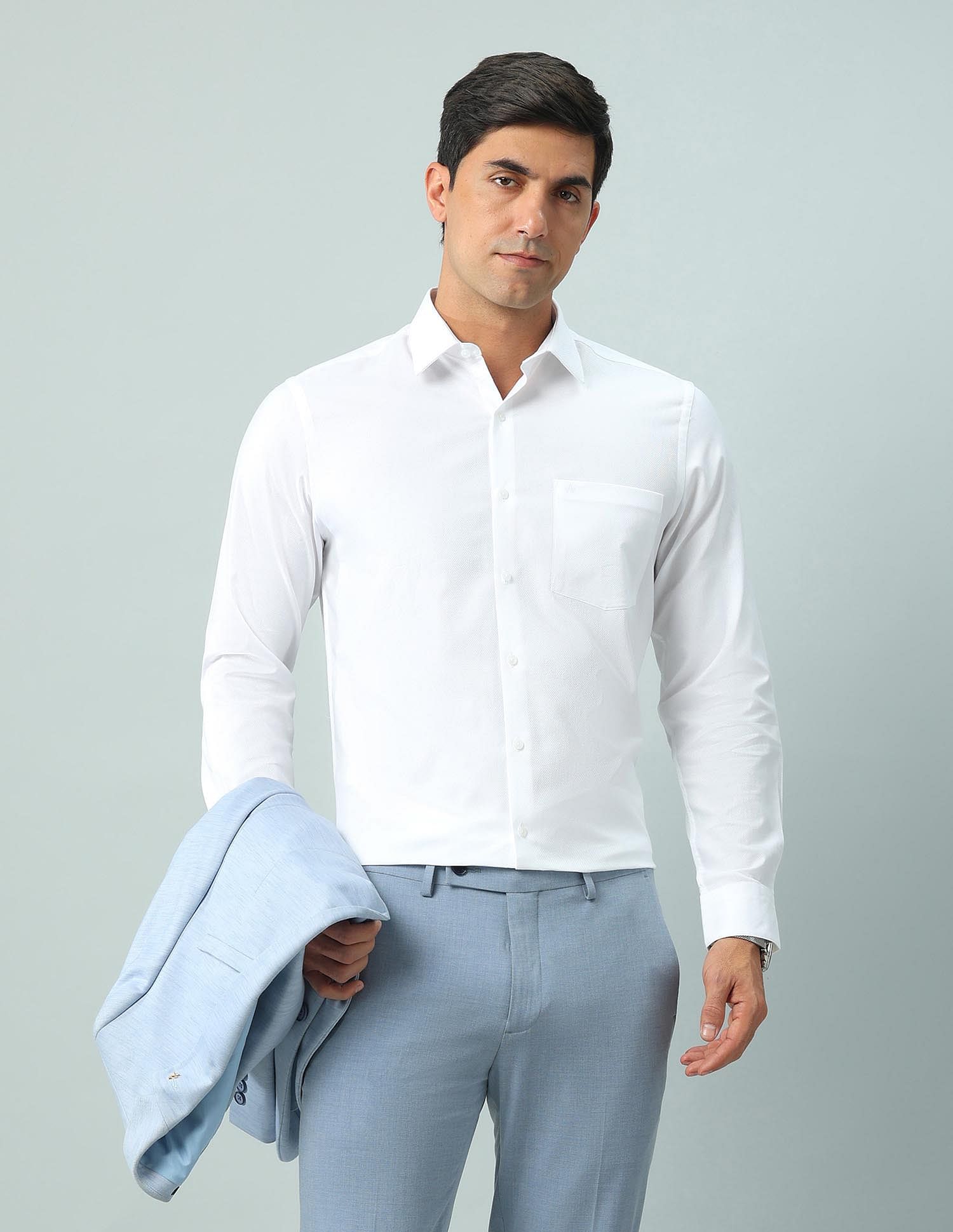Arrow Liberty Classic Regular Fit Solid Shirt