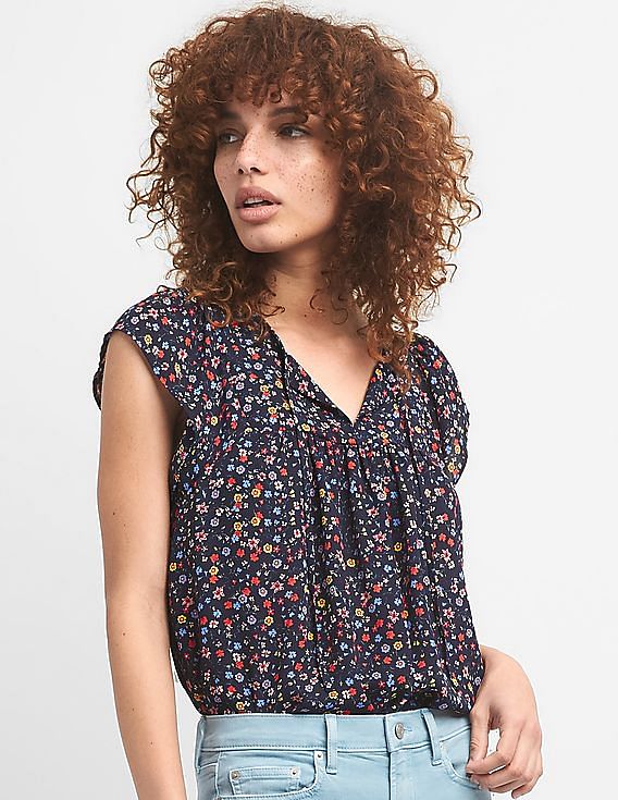 Gap floral clearance blouse