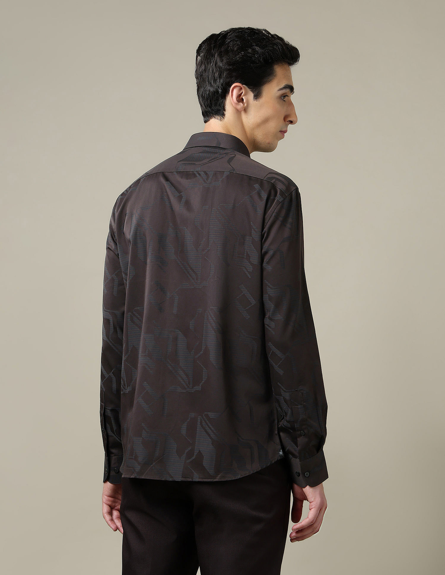 Arrow Pure Cotton Tailored Fit 1851 Shirt