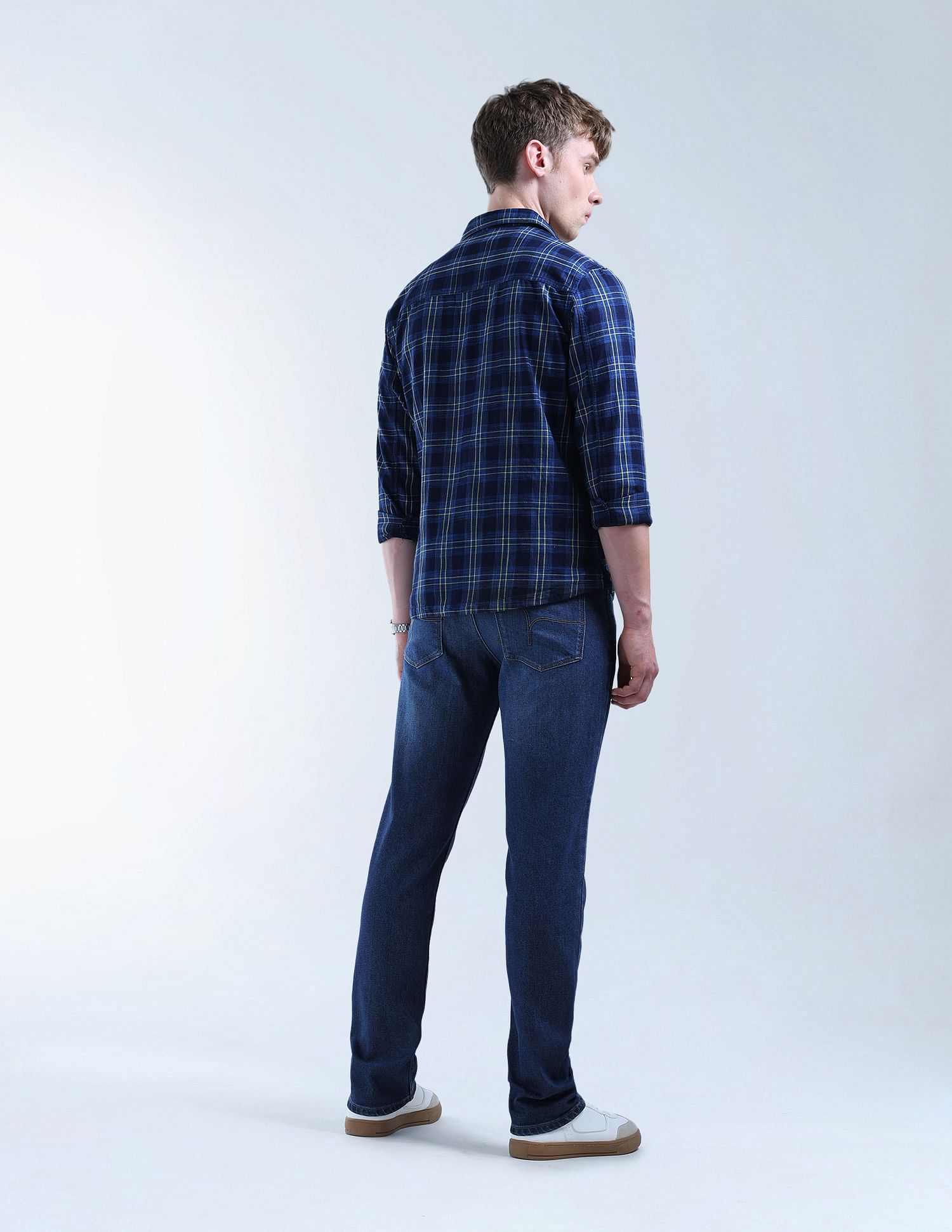 Flying Machine Mid Rise Freddie Slim Straight Fit Jeans