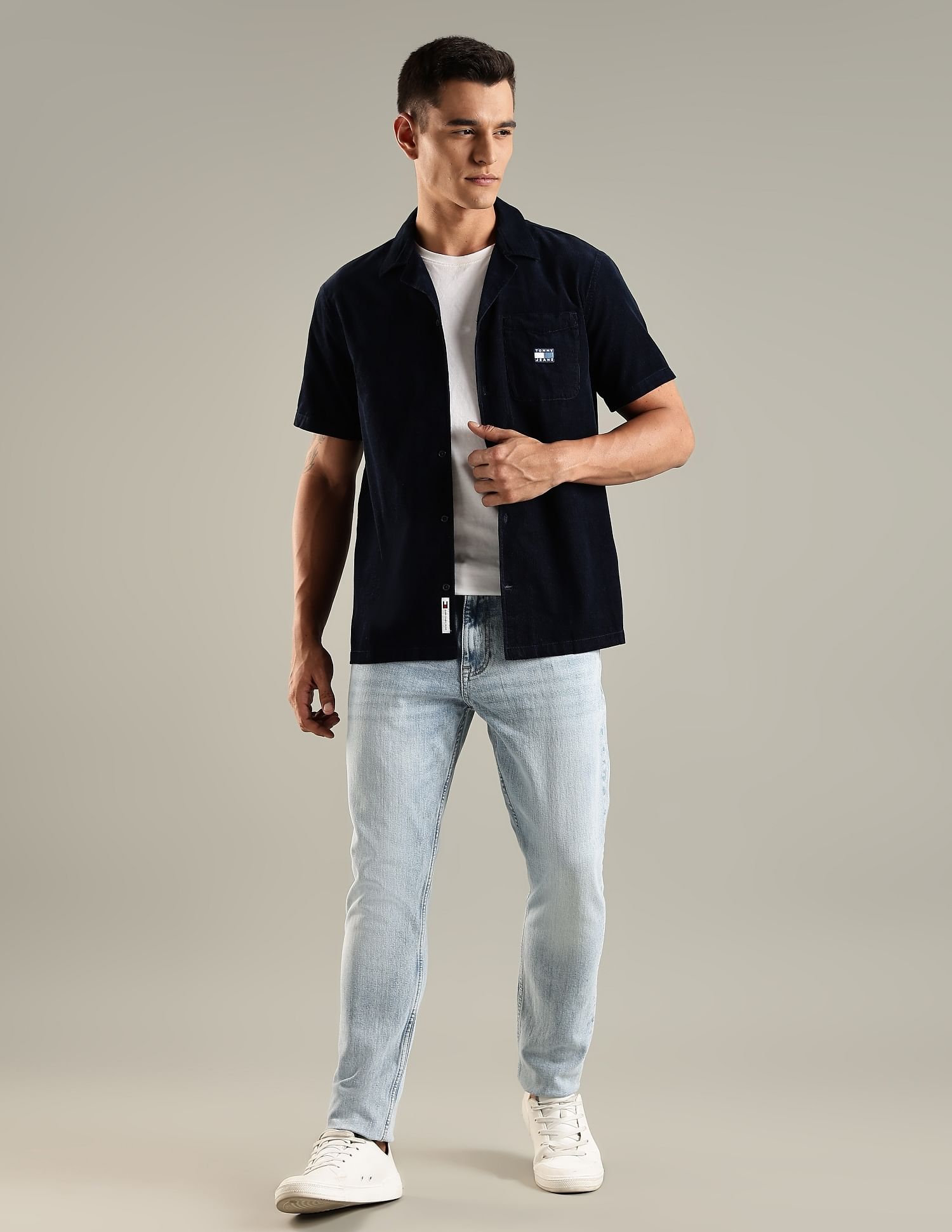 Tommy Hilfiger Solid Regular Fit Cotton Shirt