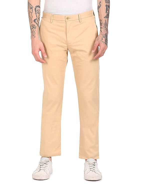 Tommy Hilfiger Men Beige Denton Regular Fit Solid Casual Trousers