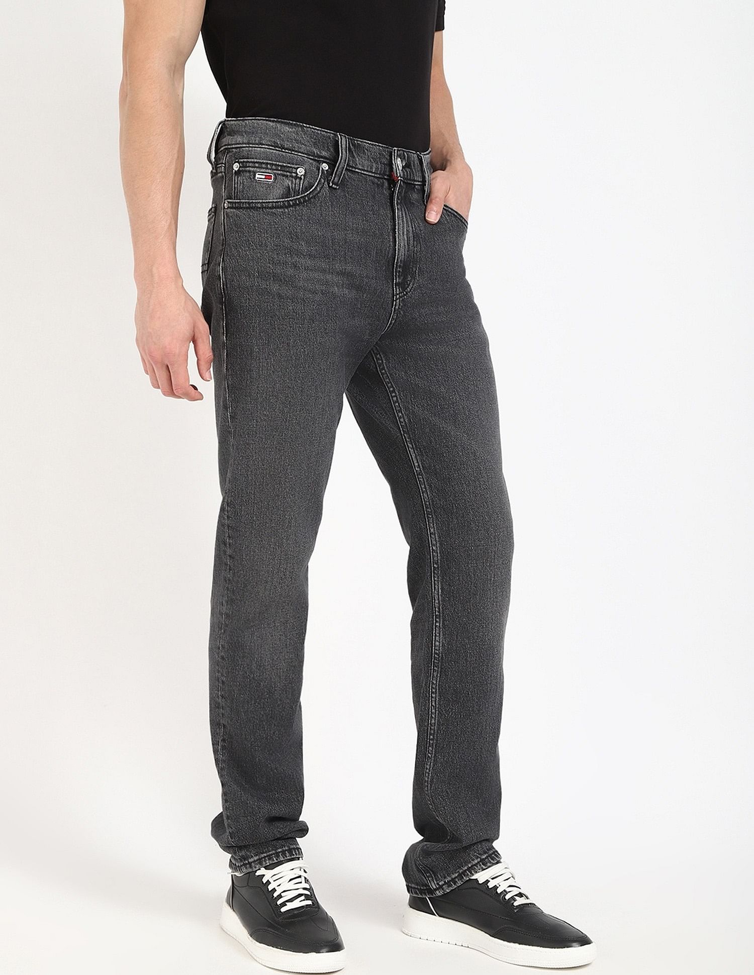 Tommy Hilfiger Light-Wash Slim-Fit Mid Rise Jeans