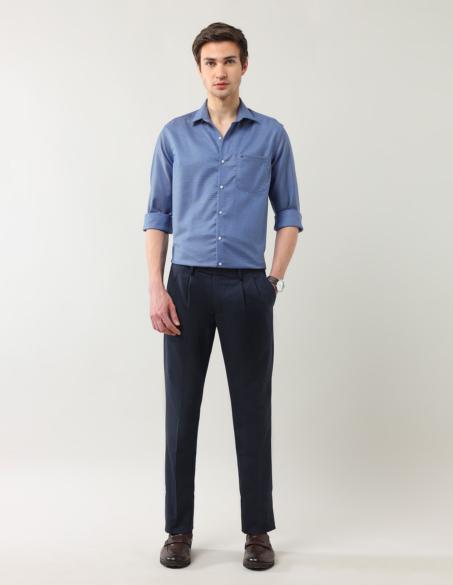 Arrow Manhattan Slim Fit Textured Autopress Shirt