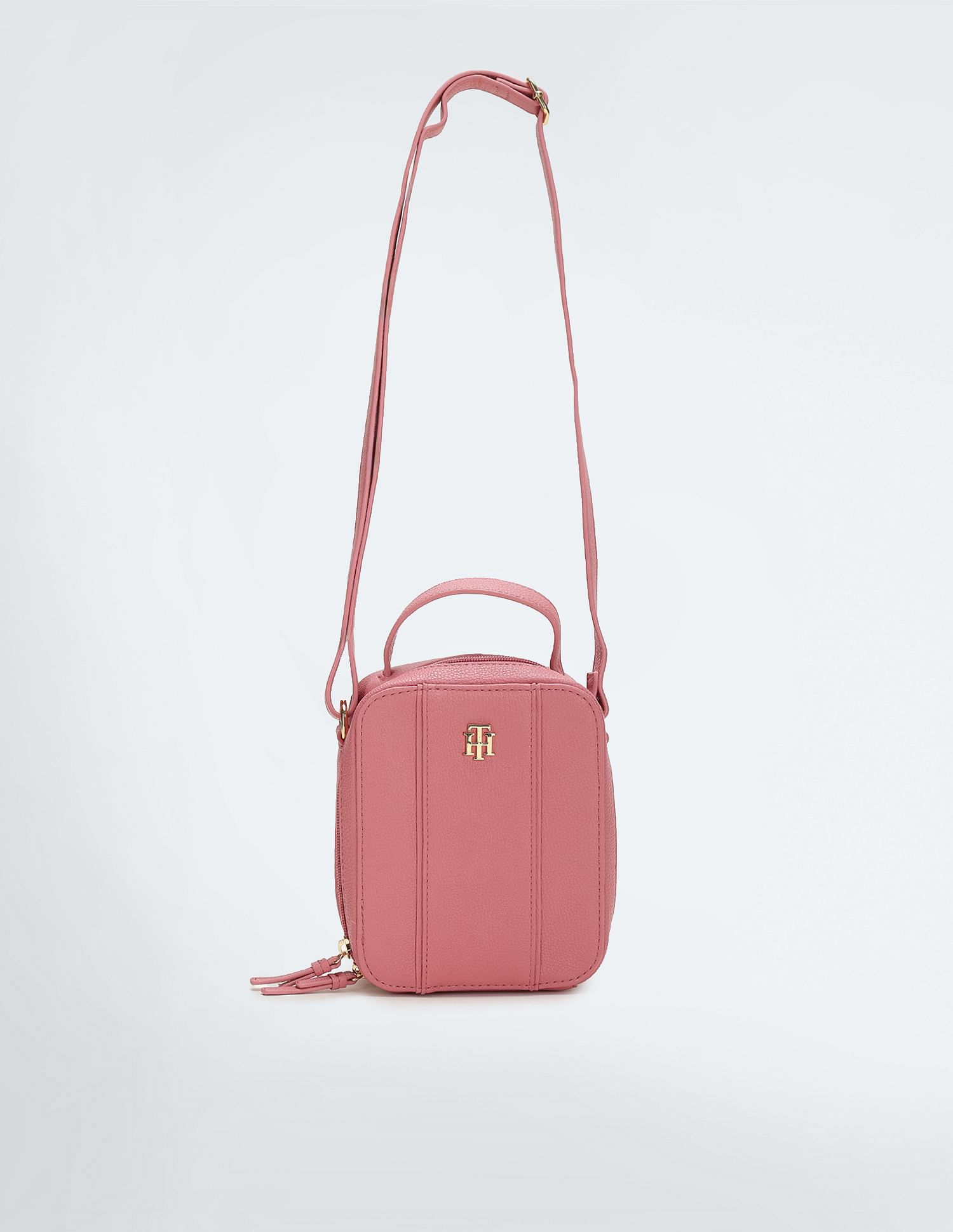 Buy Tommy Hilfiger Chloe II Valentine Pouch Sling Bag NNNOW