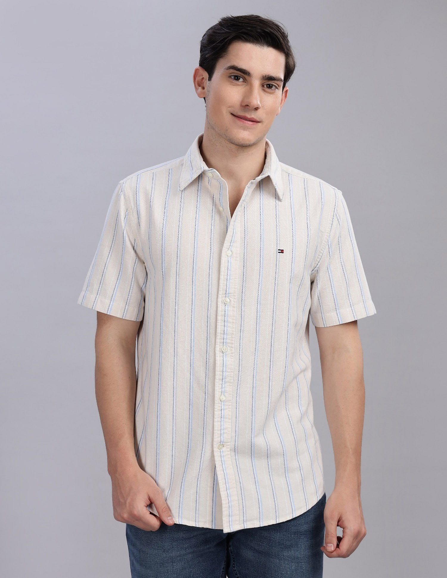 Tommy Hilfiger Striped Regular Fit Plain Woven Shirt