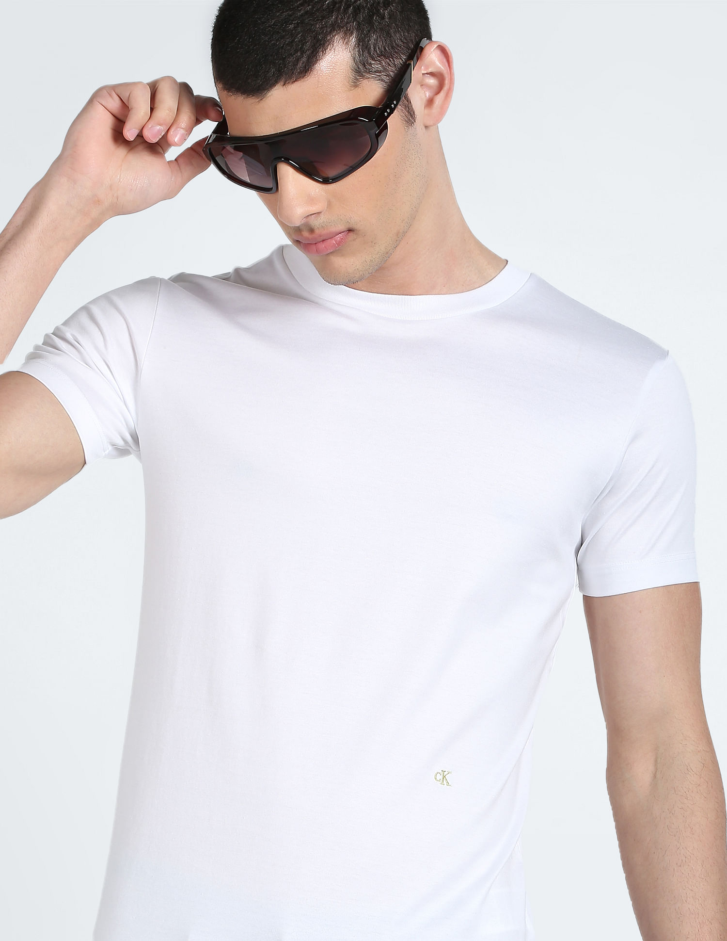 Buy Calvin Klein Jeans Crew Neck Placement Logo Cotton T-Shirt 