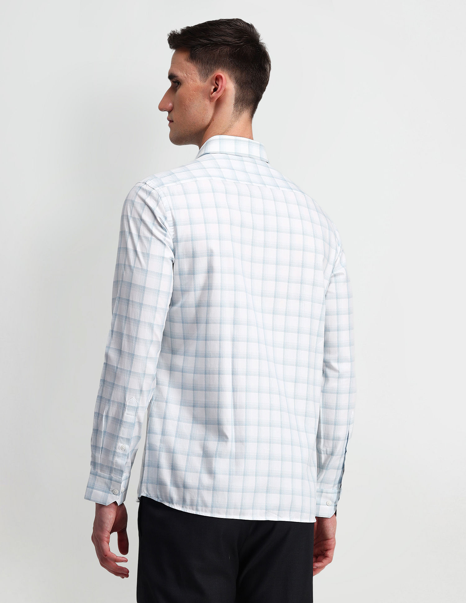 Arrow Manhattan Slim Fit Cotton Shirt