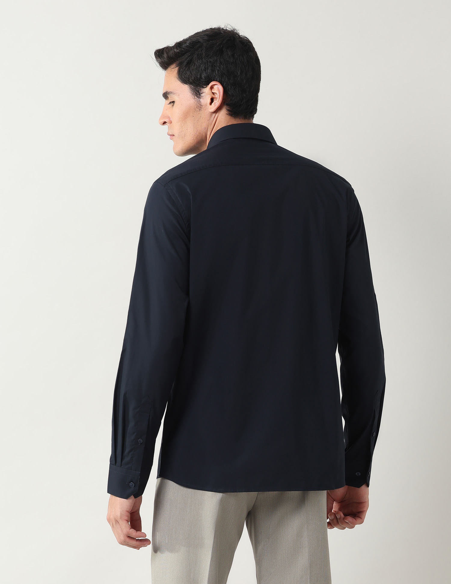 Arrow Pure Cotton Manhattan Slim Fit Shirt