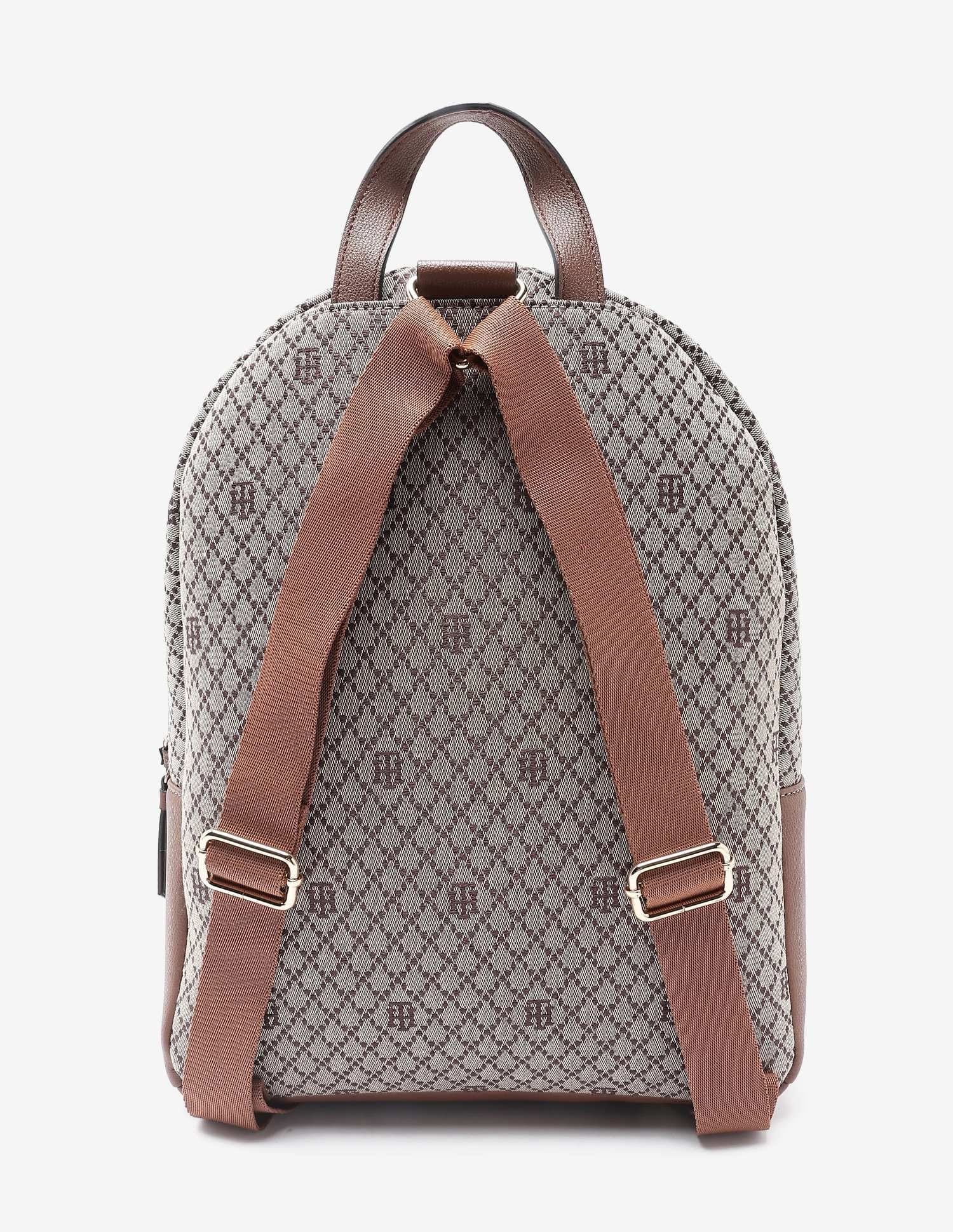 Tommy Hilfiger Brown Logo Pattern Bagpack. New Cadena con Buy Tommy Hilfiger Logo Brown Polyester Backpack - NNNOW.com main image 3