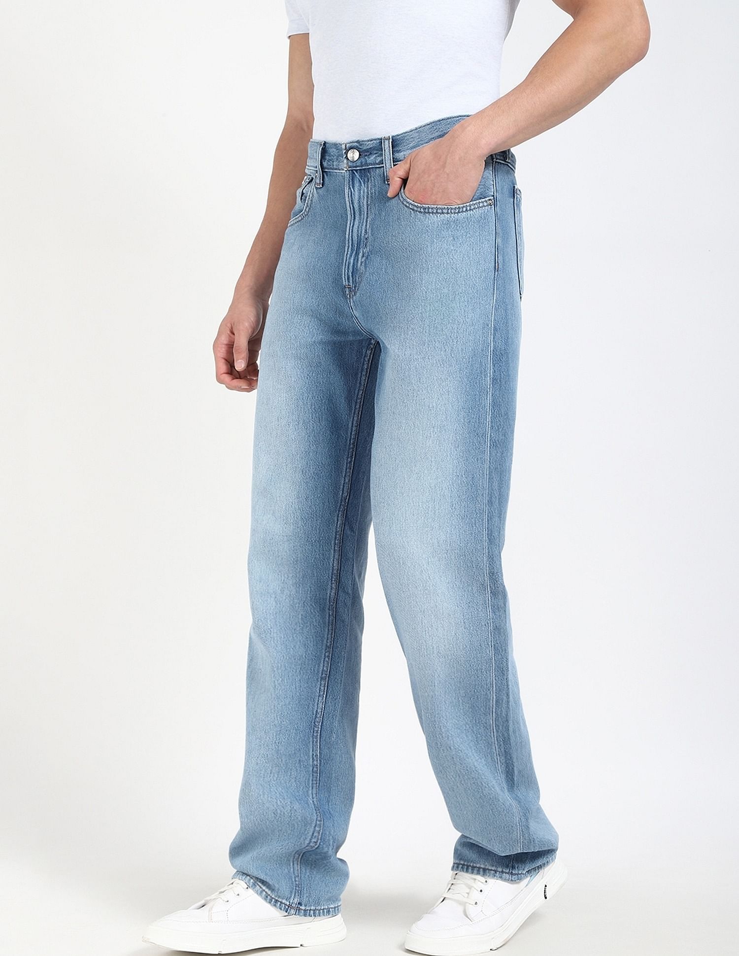 Calvin Klein Jeans Mid-Wash Straight-Fit Mid Rise Jeans