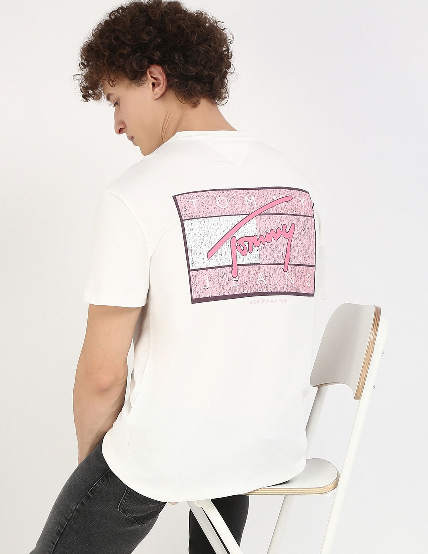 Tommy Hilfiger Graphic Regular-Fit Cotton T-Shirt