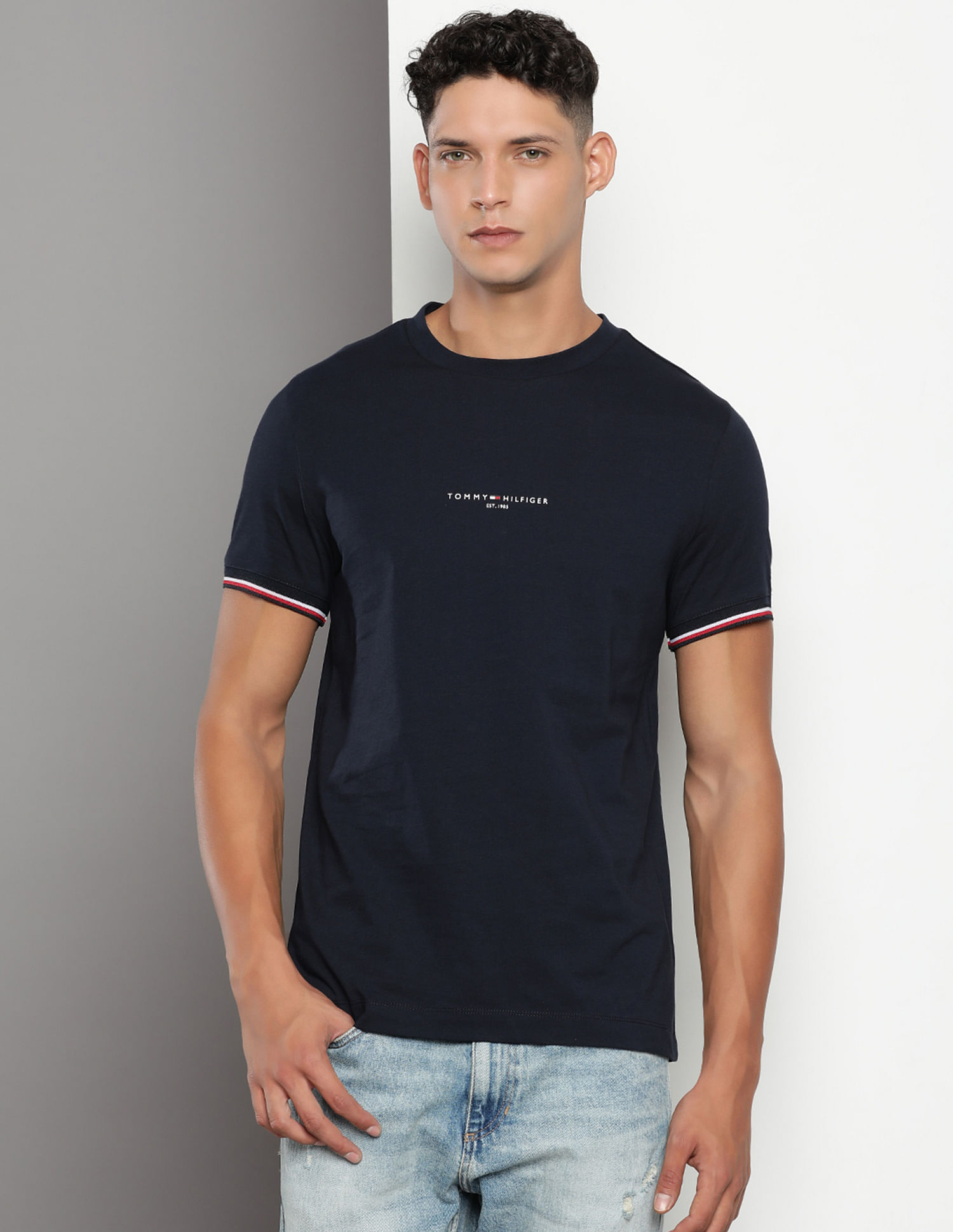 Tommy Hilfiger Transitional Cotton Tipped Sleeve Hem T-Shirt