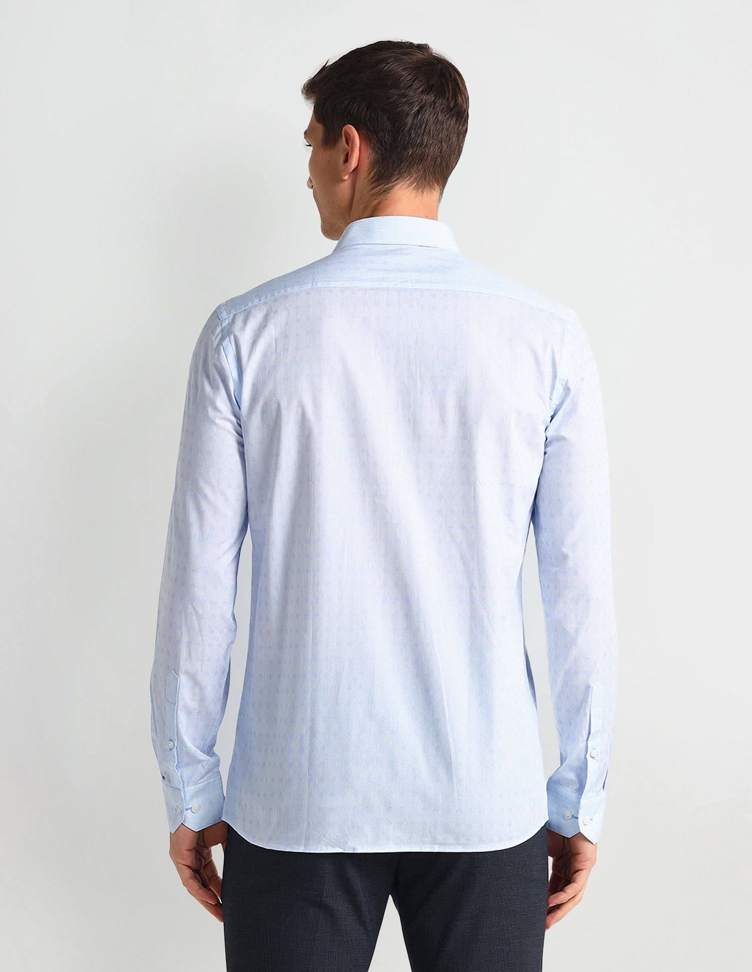 Arrow Manhattan Slim Fit Dobby Shirt